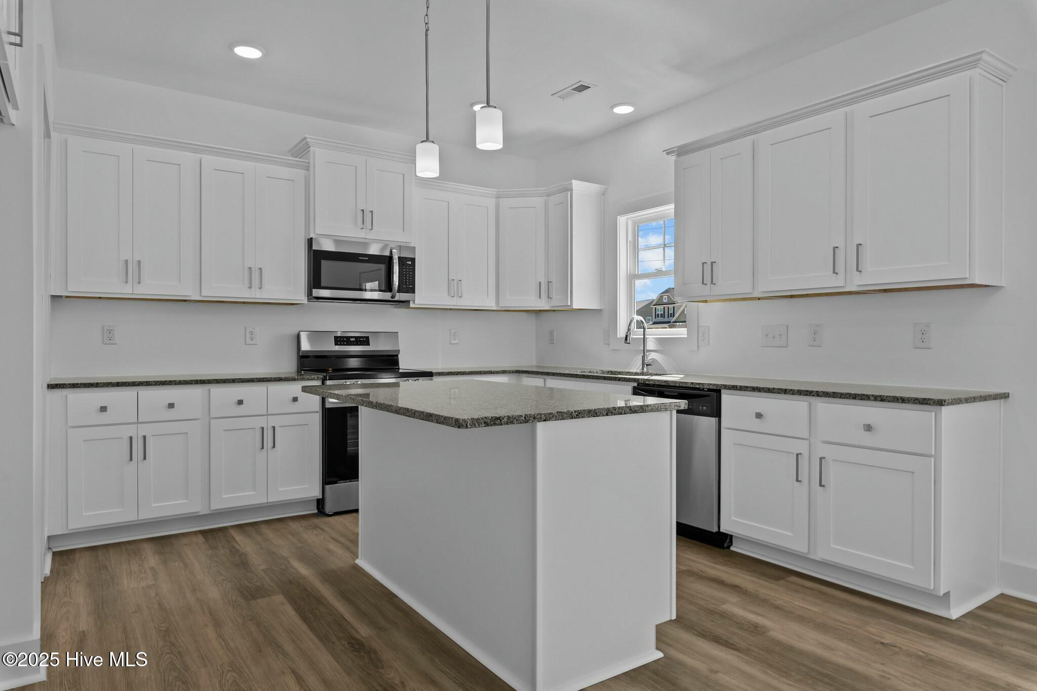 115 Bourbon (lot 14) Street Property Photo 9