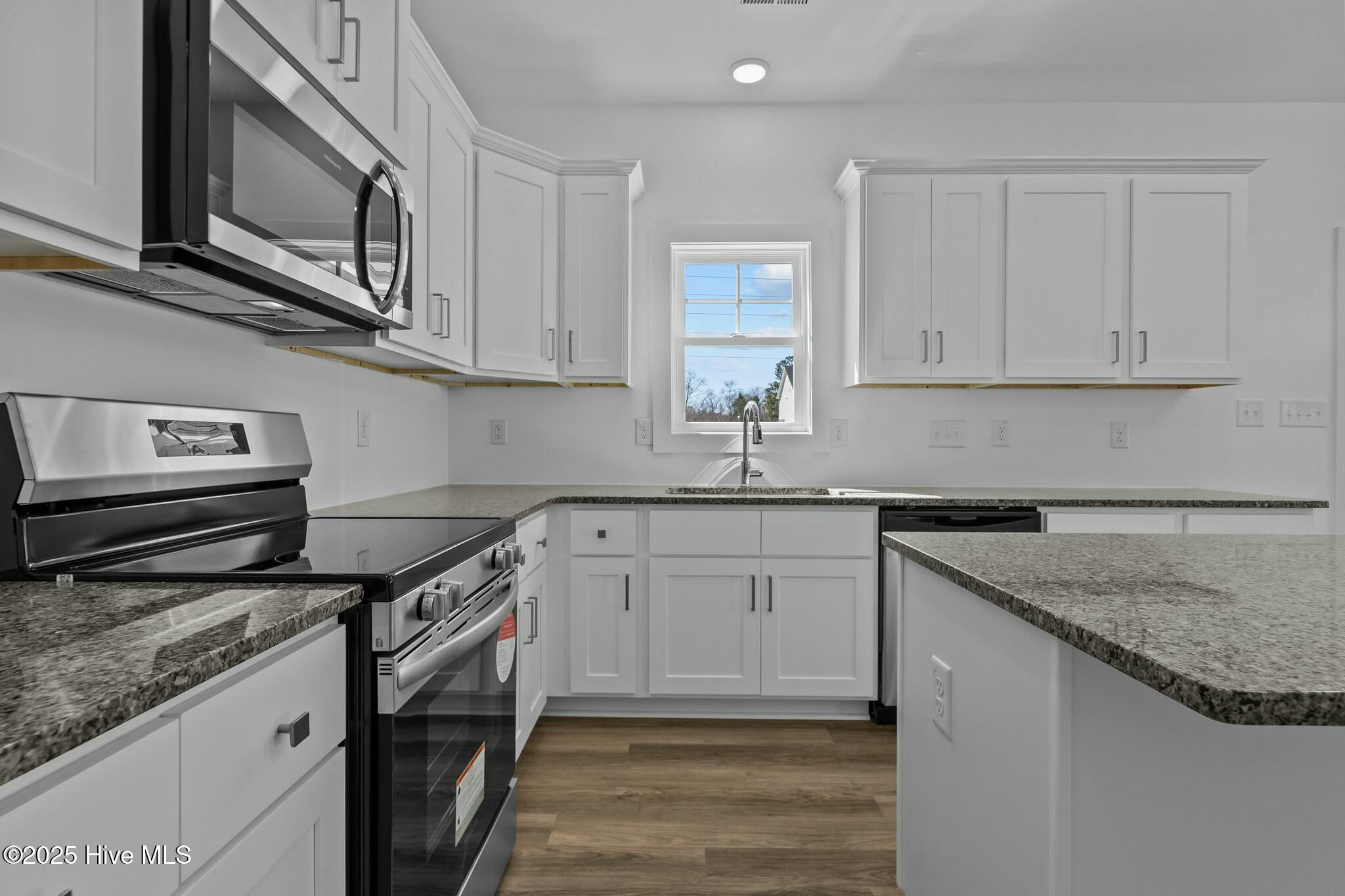 115 Bourbon (lot 14) Street Property Photo 11