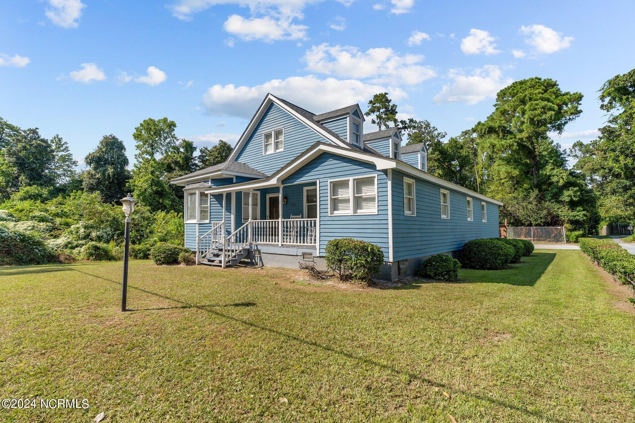 521 Airlie Road Property Photo 16