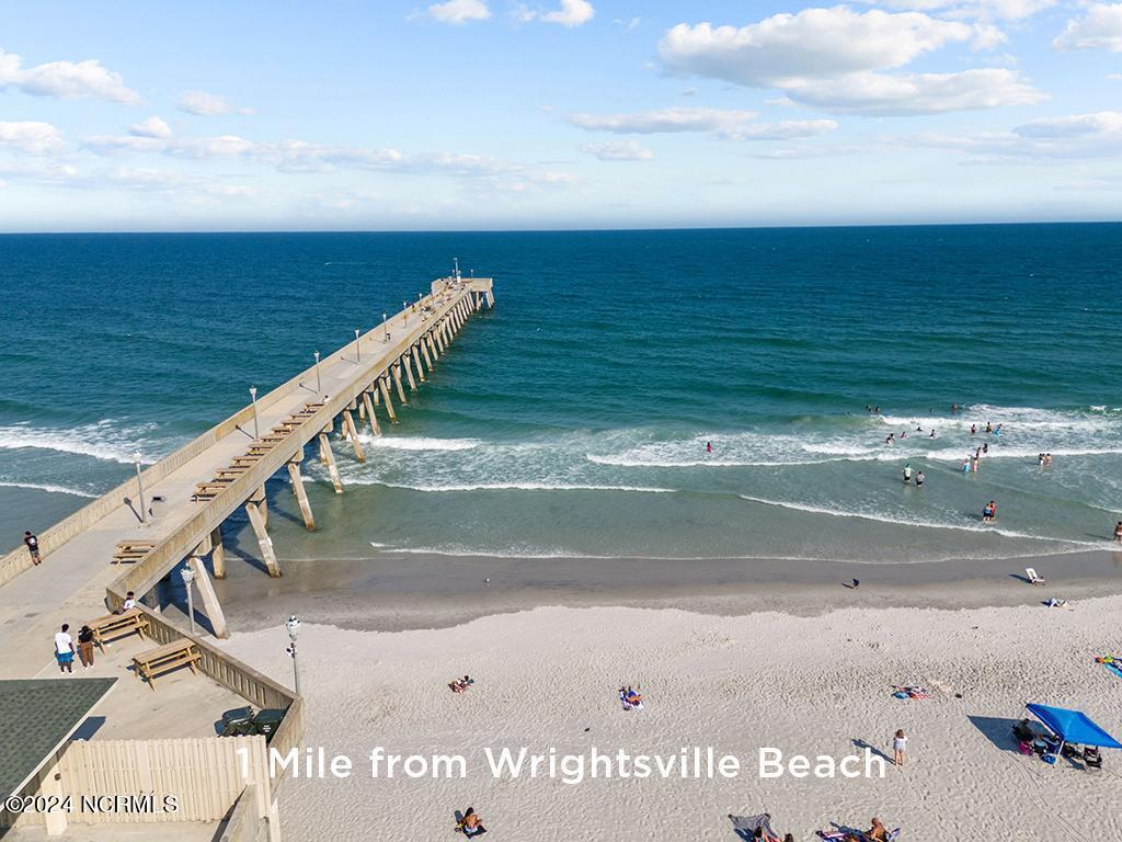 521 Airlie Road Property Photo 10