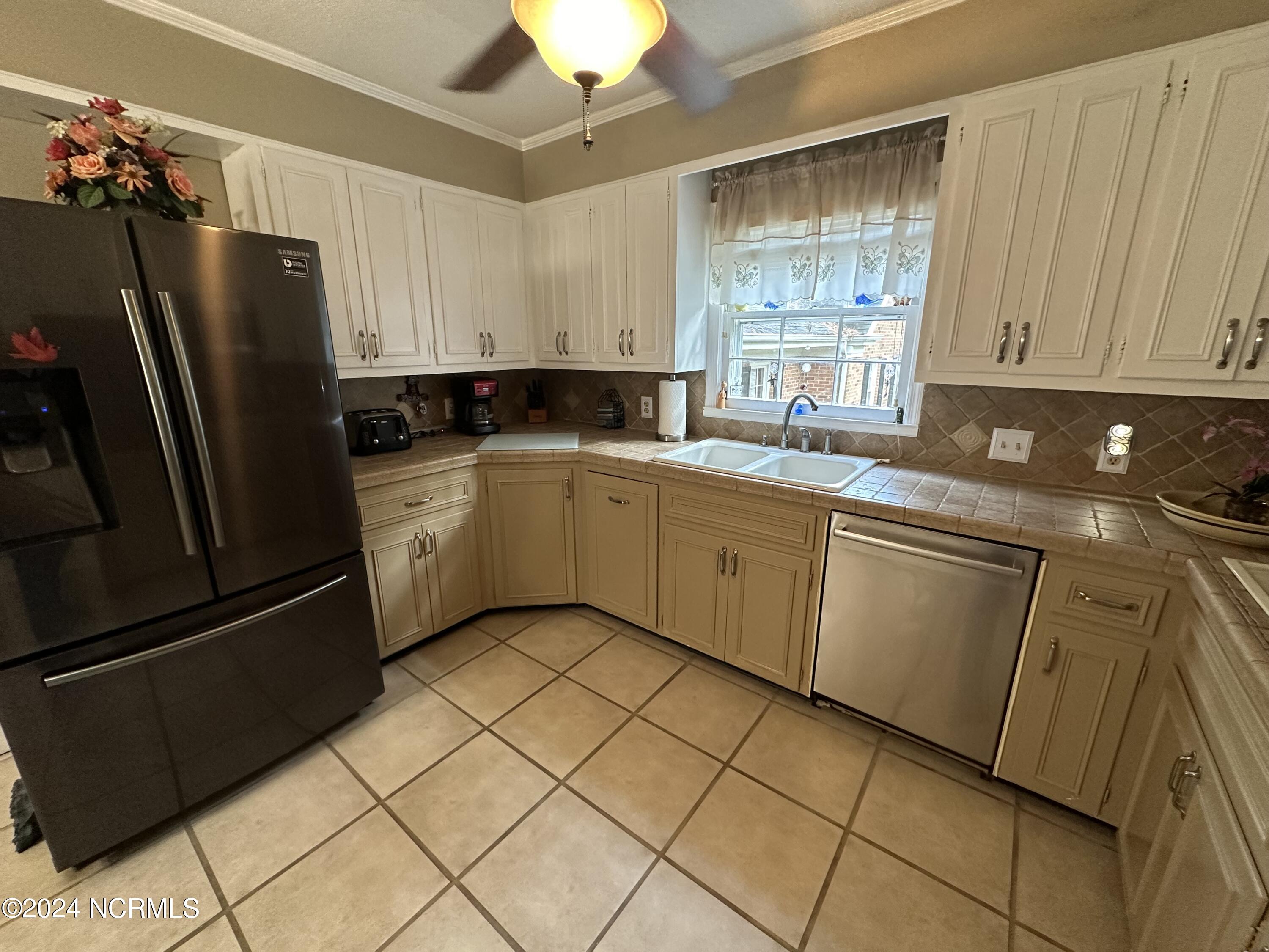 12521 Bag Pipe Lane Property Photo 5