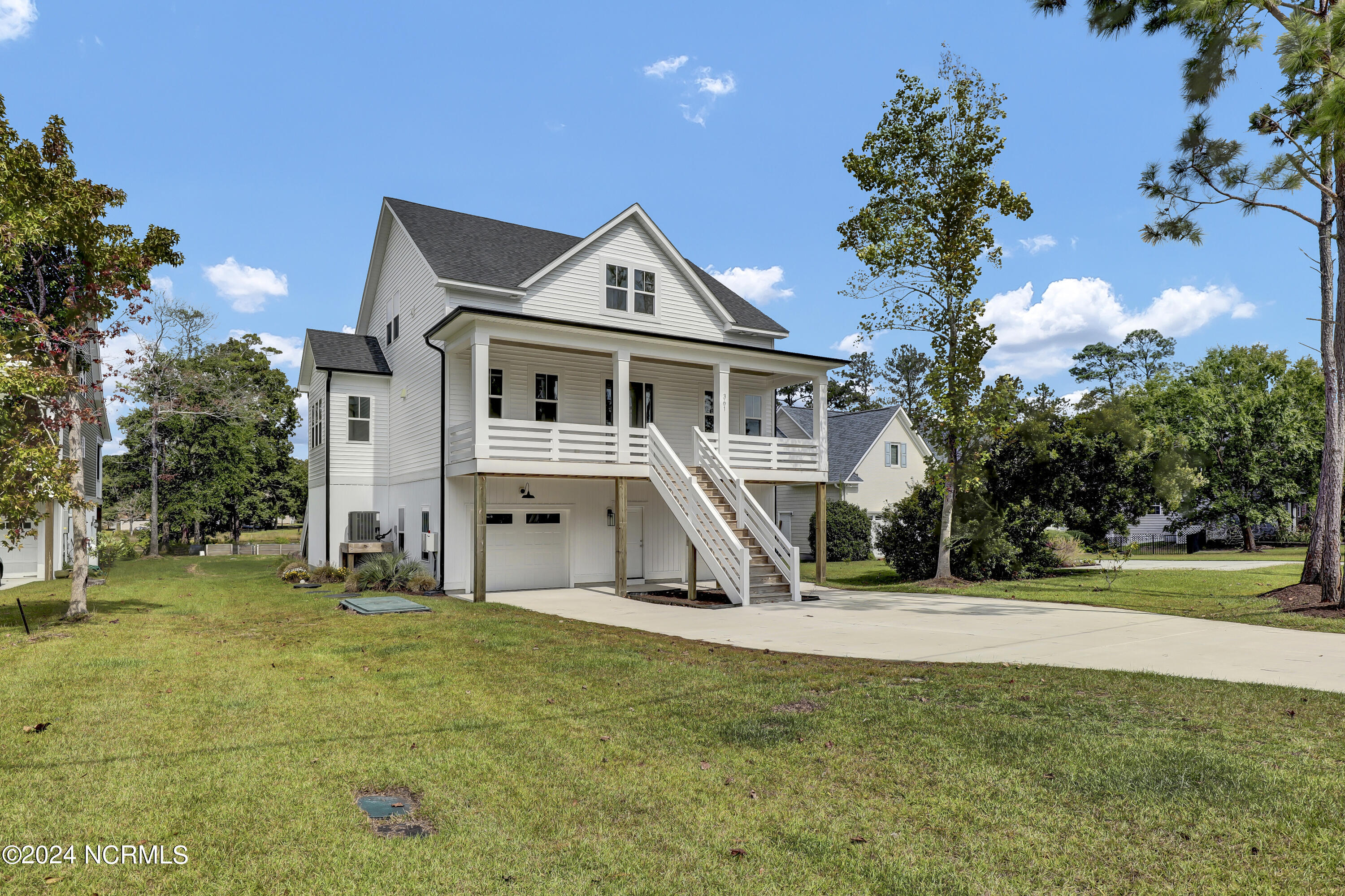361 Chadwick Shores Drive Property Photo 3