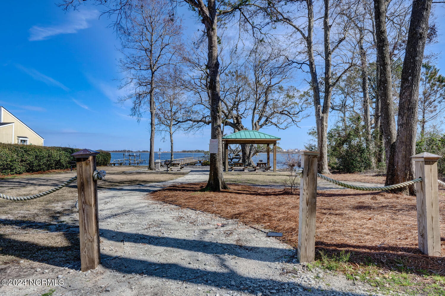 361 Chadwick Shores Drive Property Photo 48