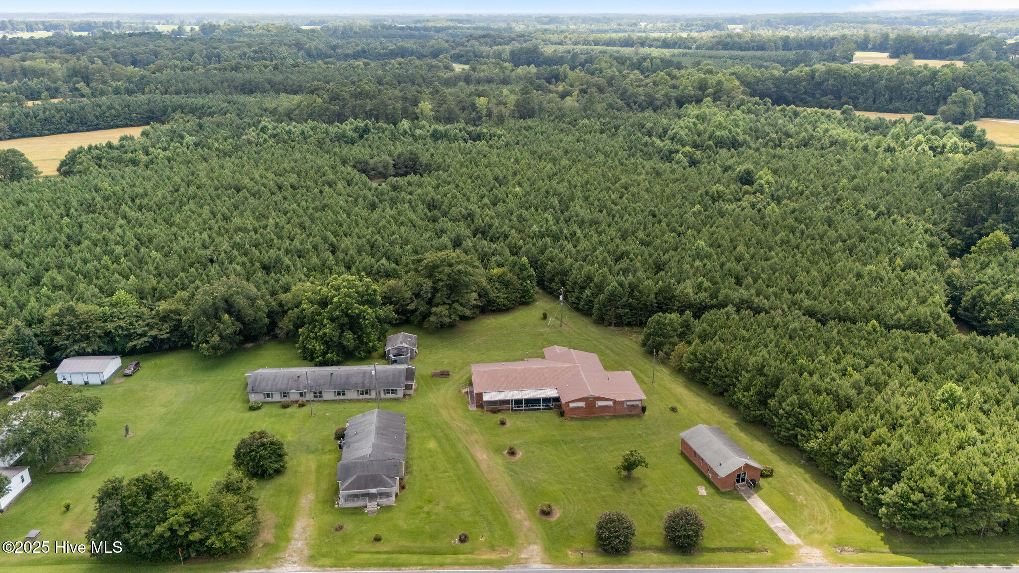 1814 Hickory Grove Road Property Photo 9