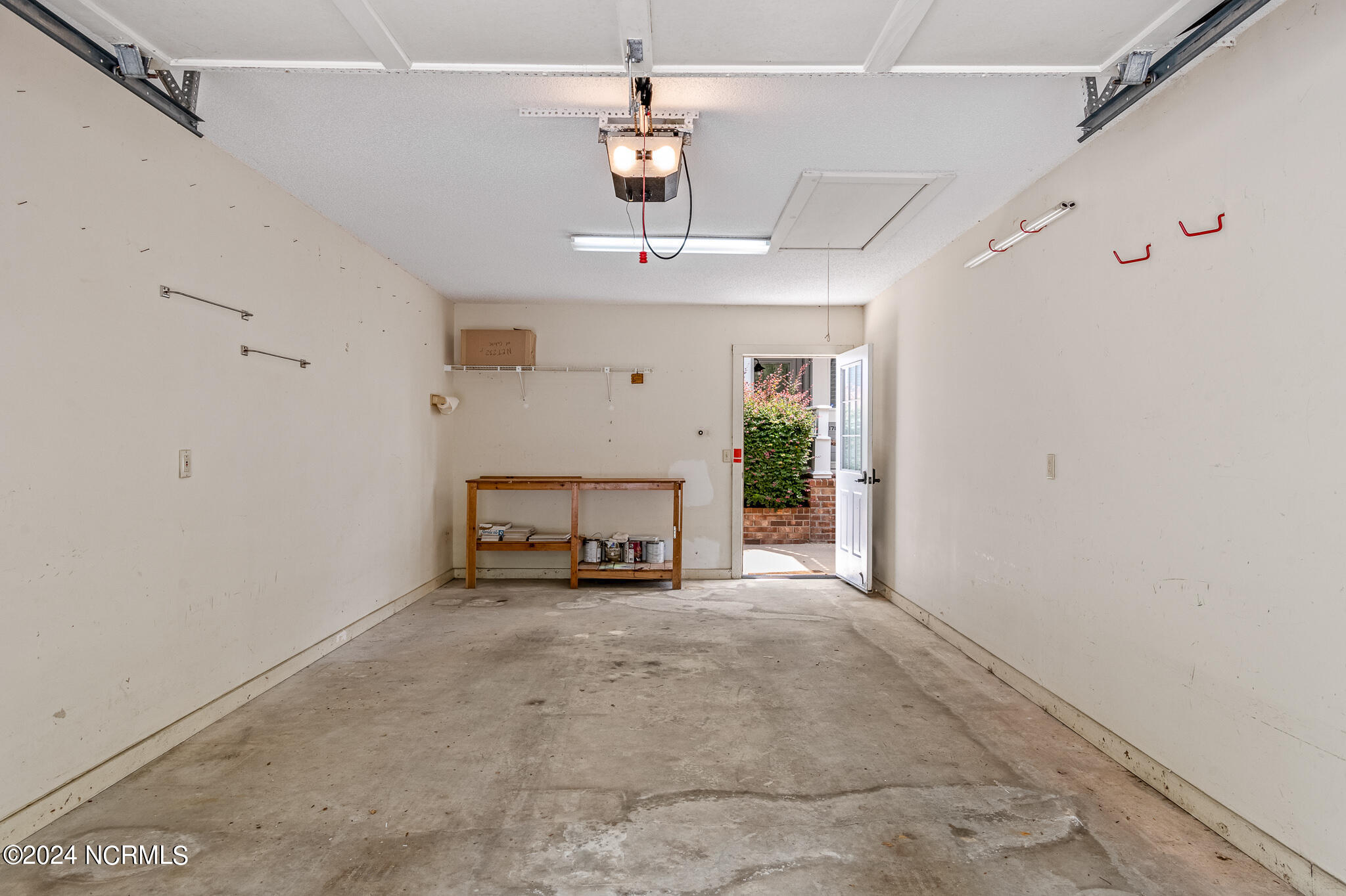 1714 Deerfield Drive Apt 2 Property Photo 28