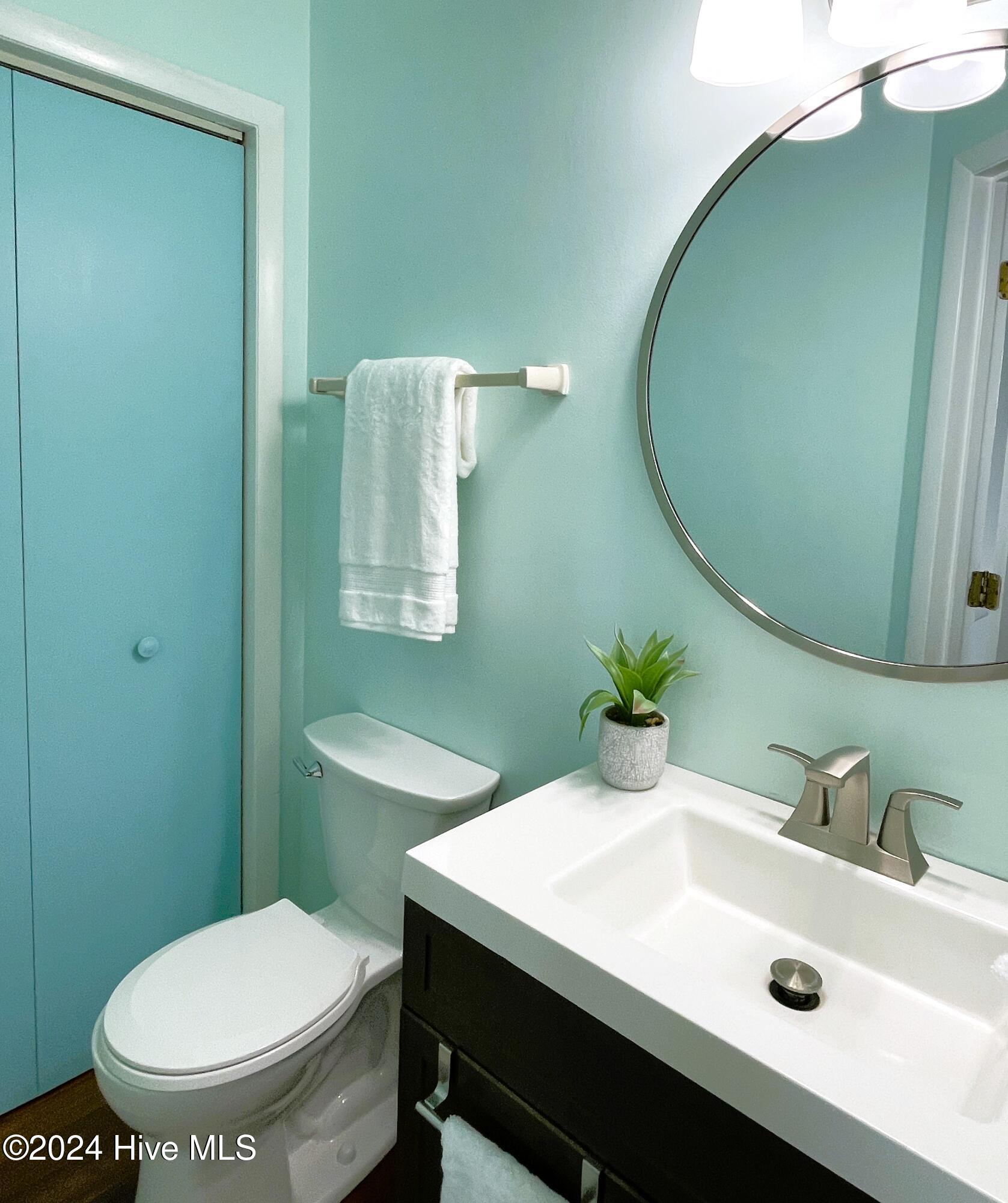 114 Calinda Cay Court Property Photo 24