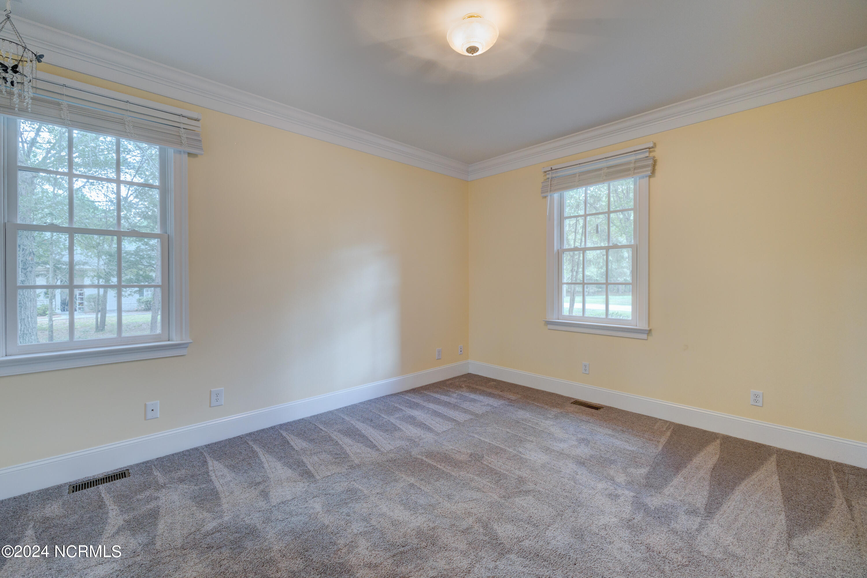 140 River Woods Drive Property Photo 39