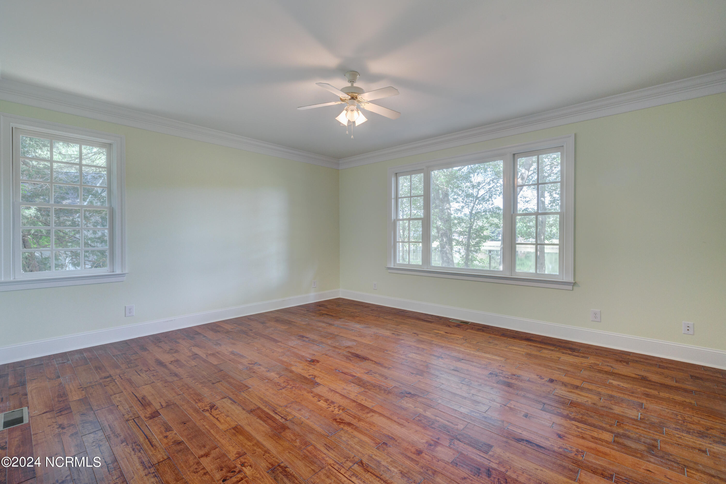 140 River Woods Drive Property Photo 47