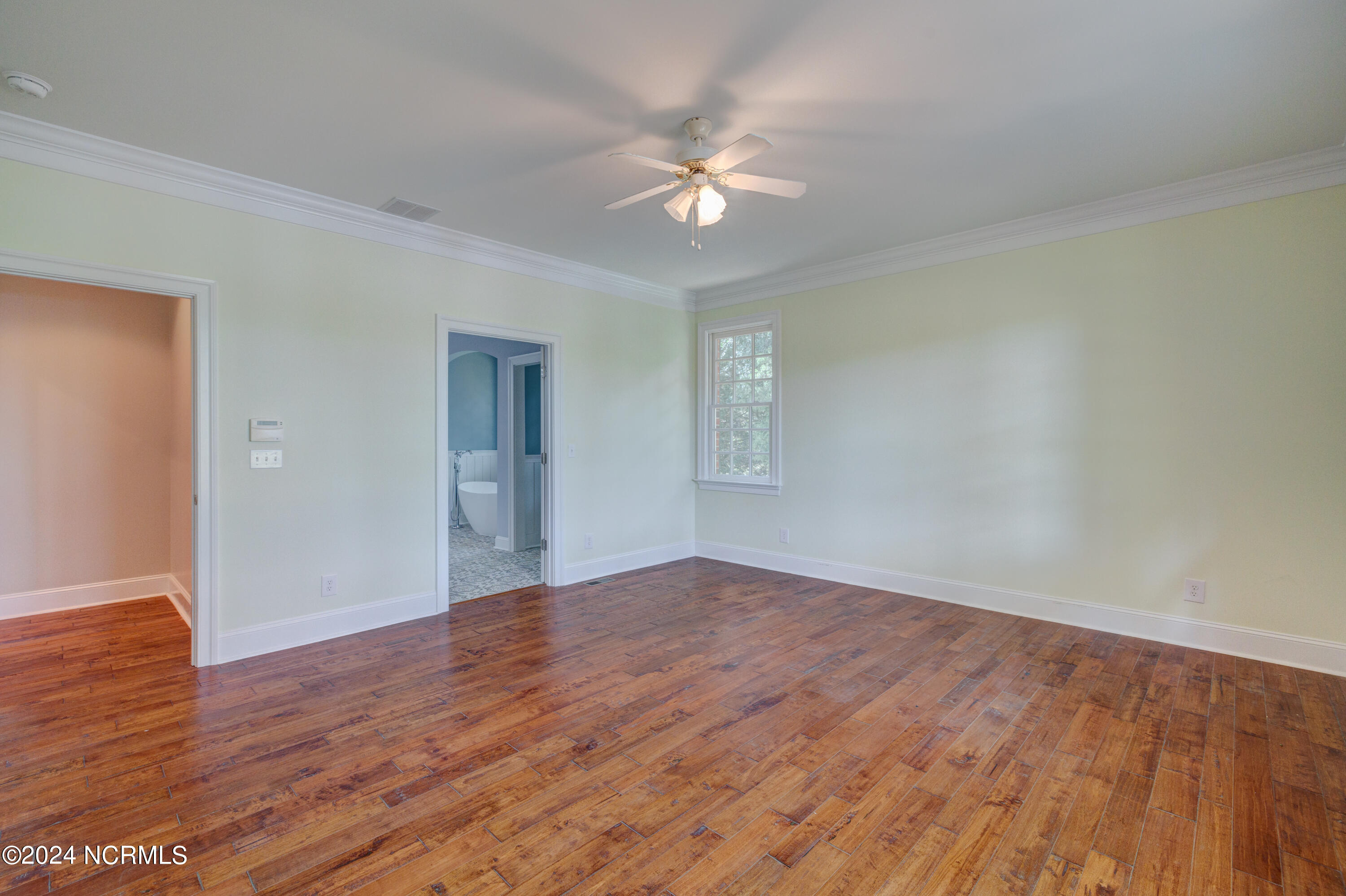 140 River Woods Drive Property Photo 48