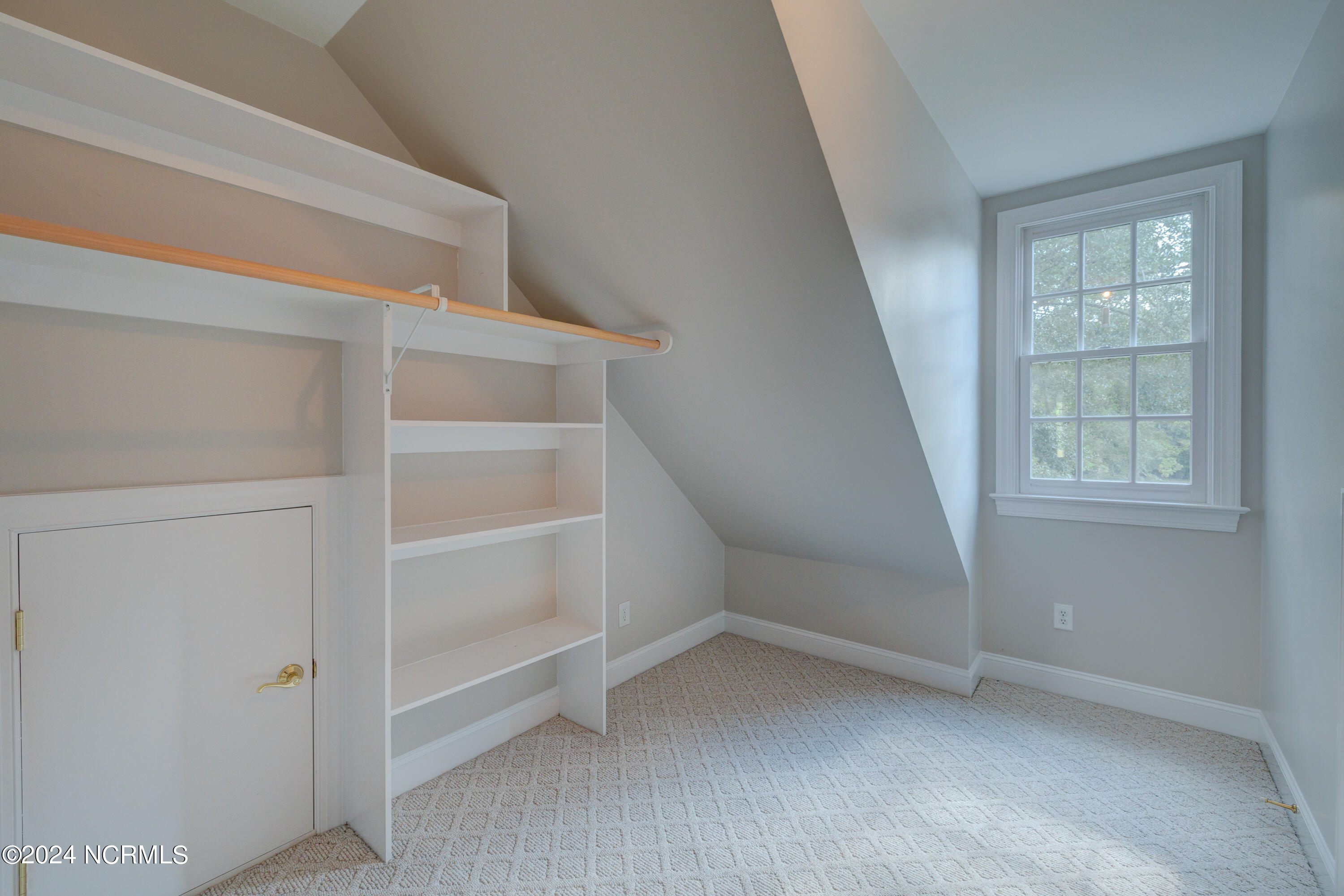 140 River Woods Drive Property Photo 66