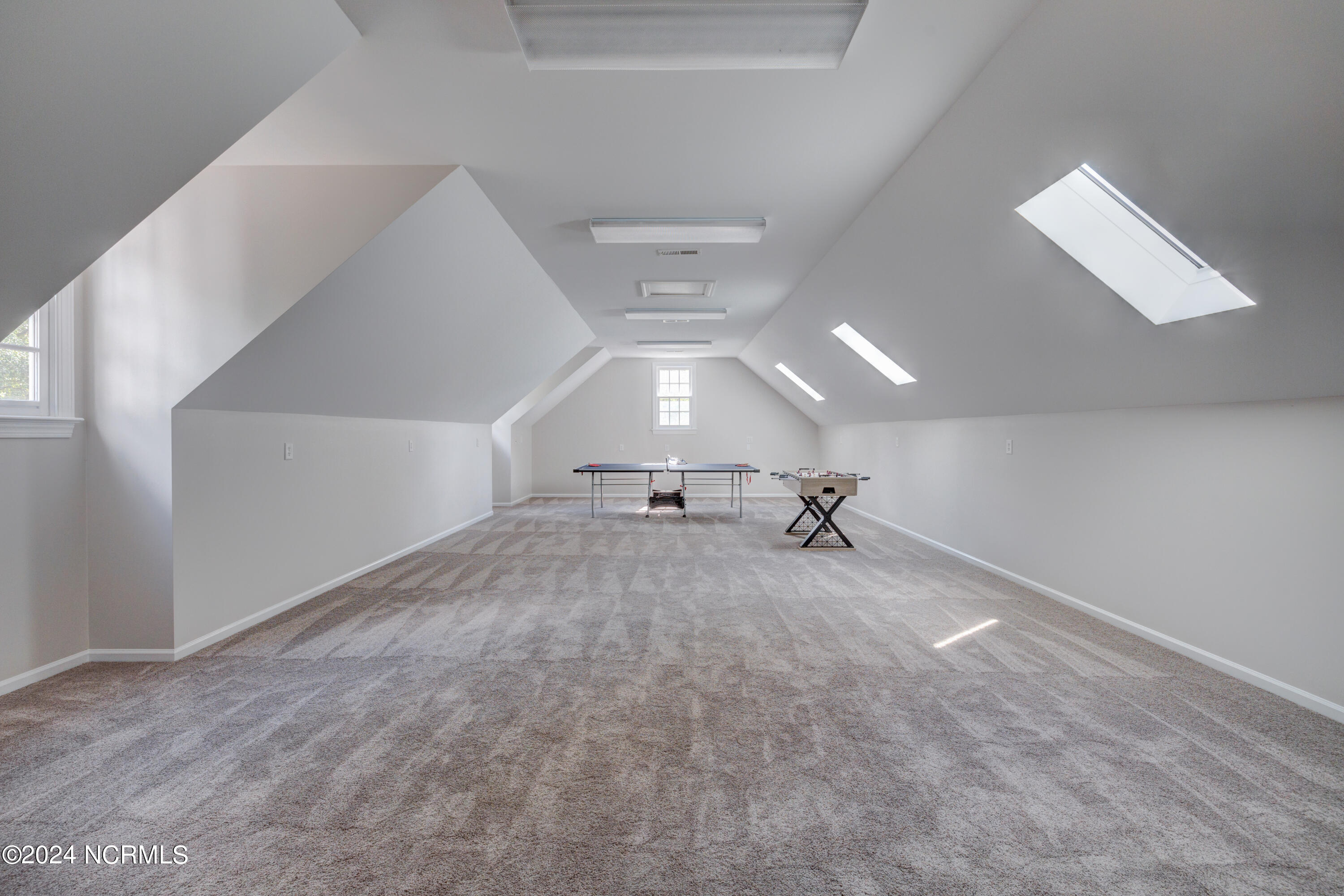 140 River Woods Drive Property Photo 77