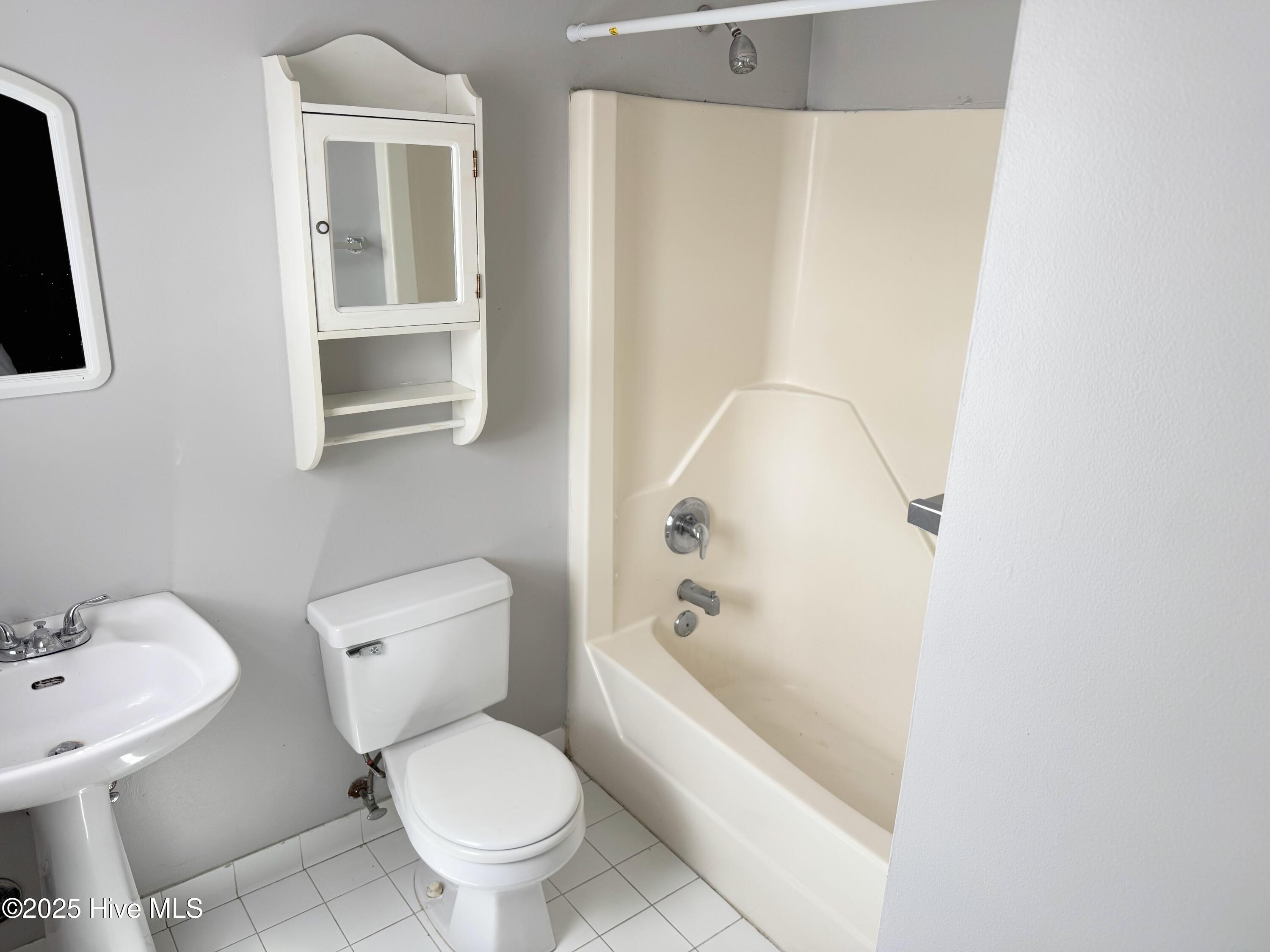 518 N 2nd Street 202 Property Photo 6