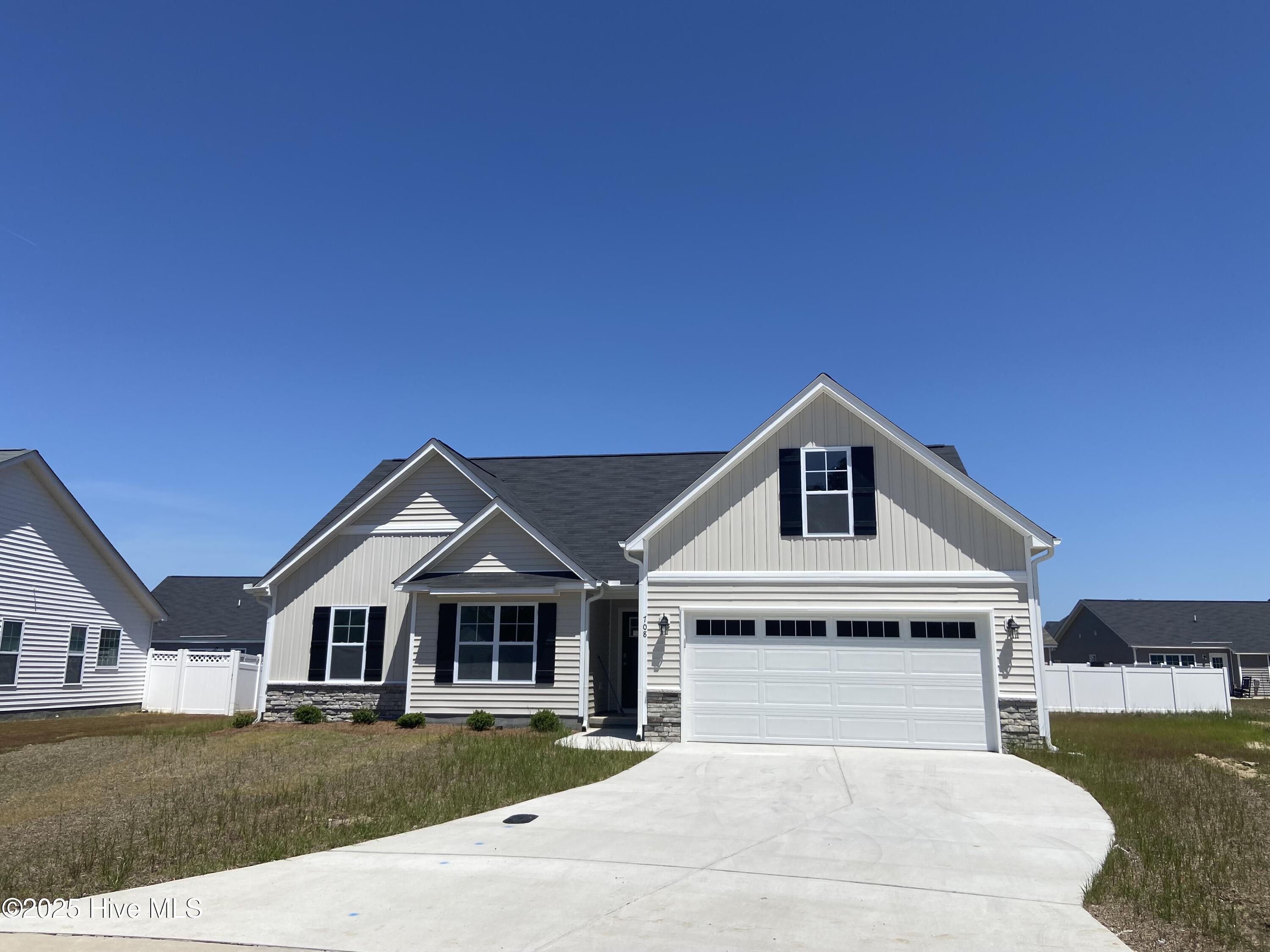708 Oleander Drive Property Photo