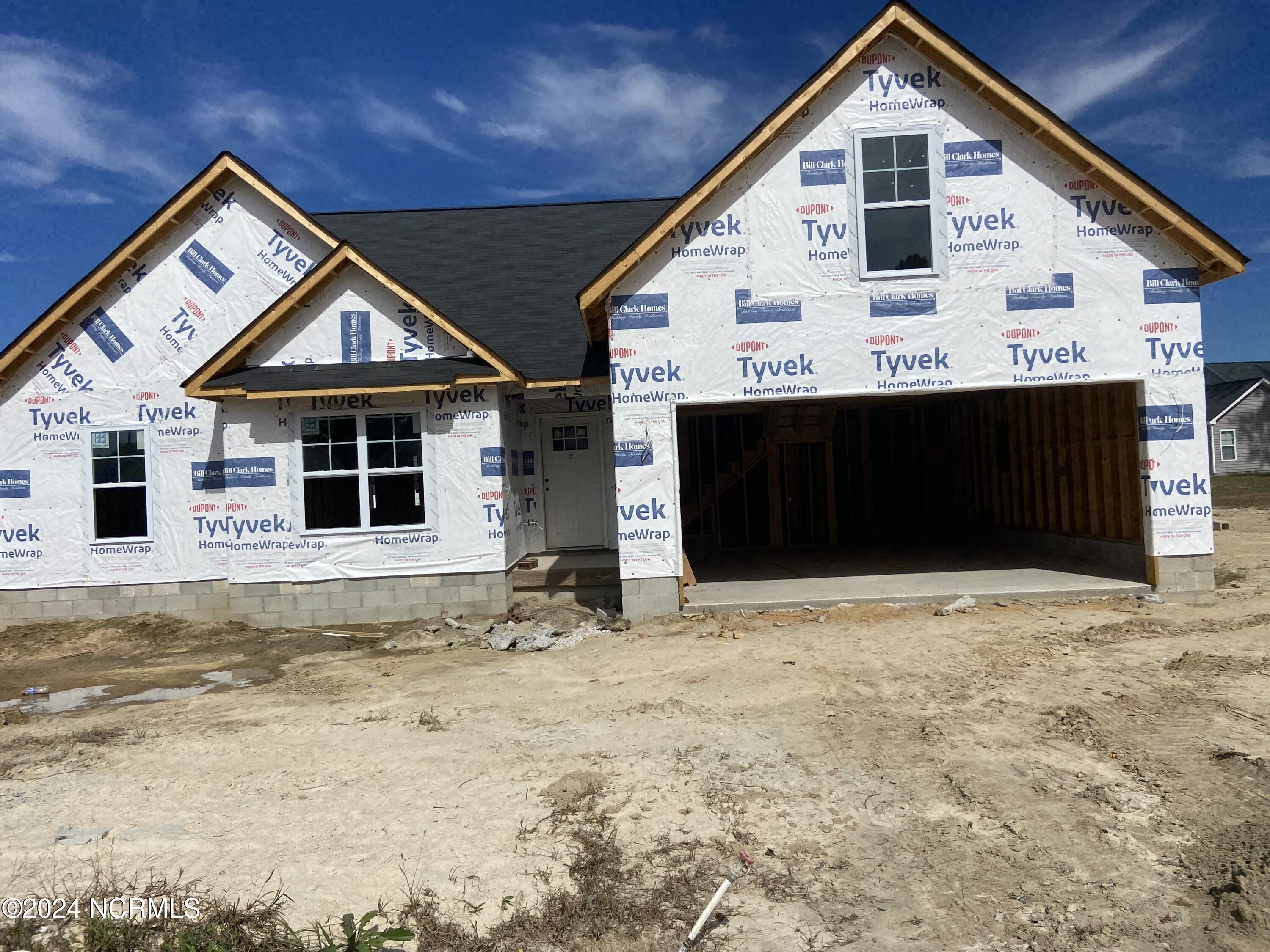 708 Oleander Drive Property Photo 4