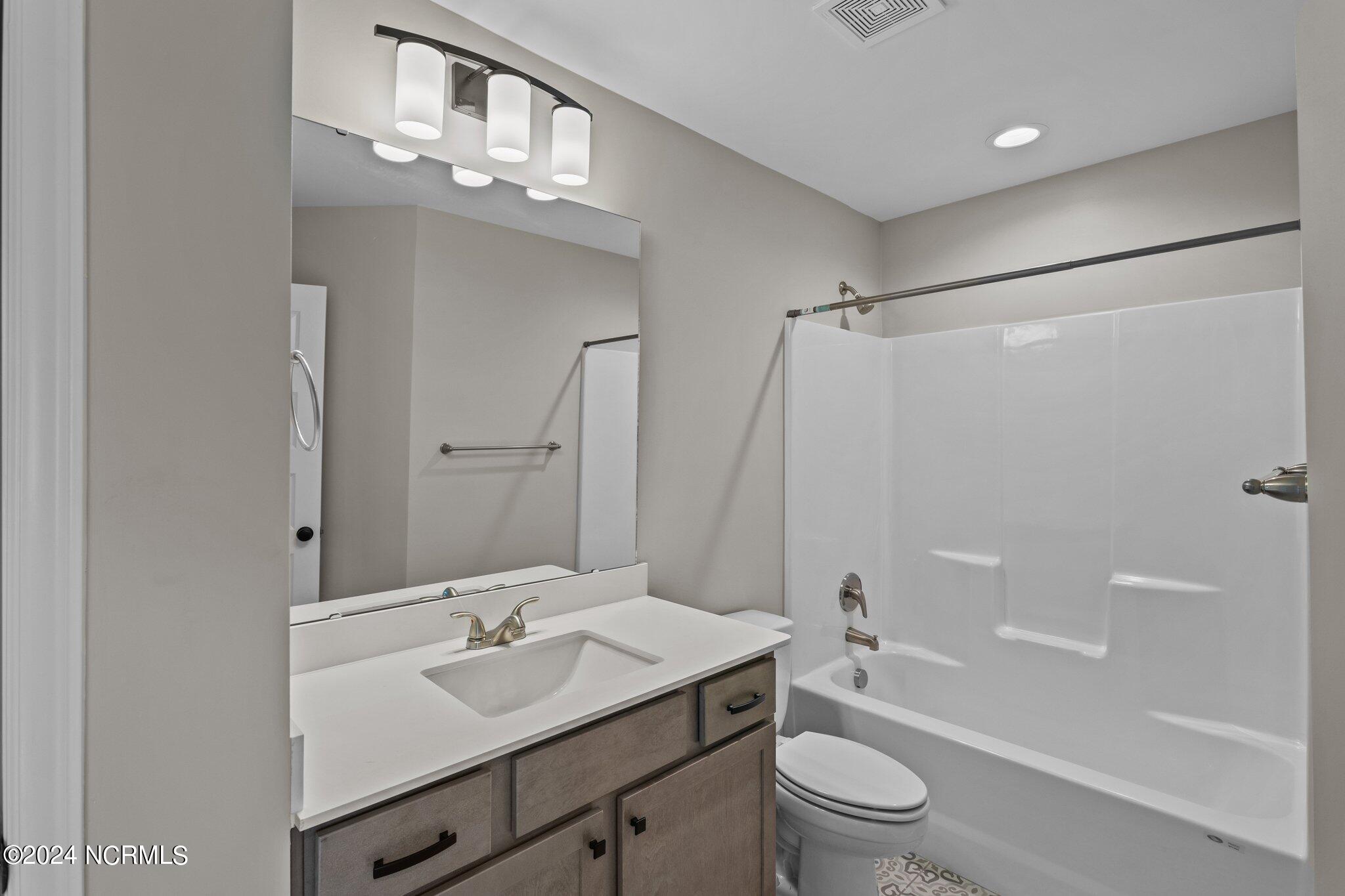 708 Oleander Drive Property Photo 21