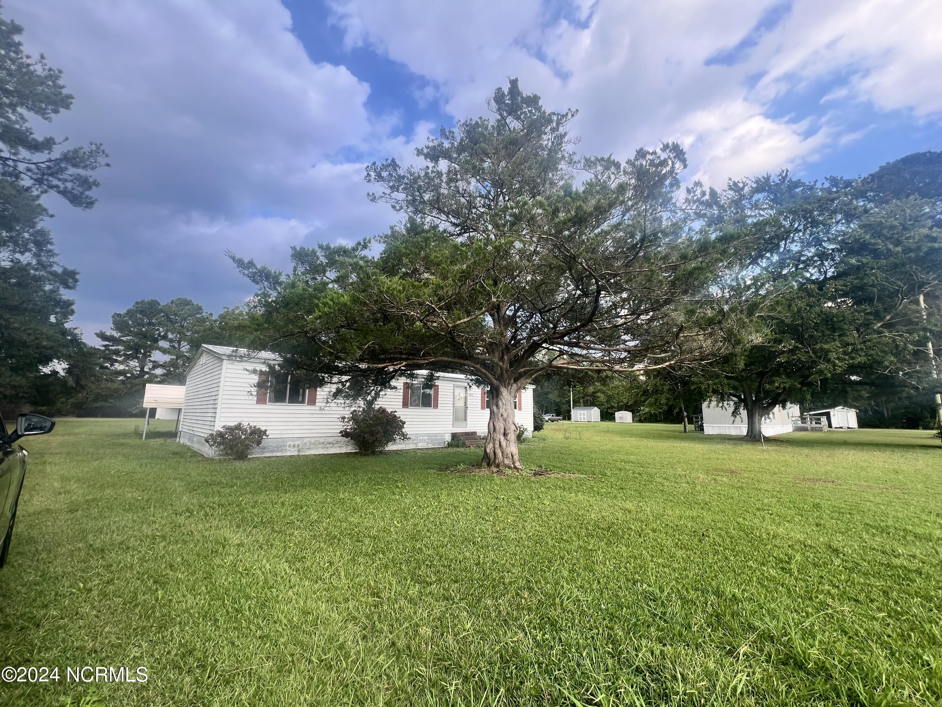 1865 Haddock Road Property Photo 2