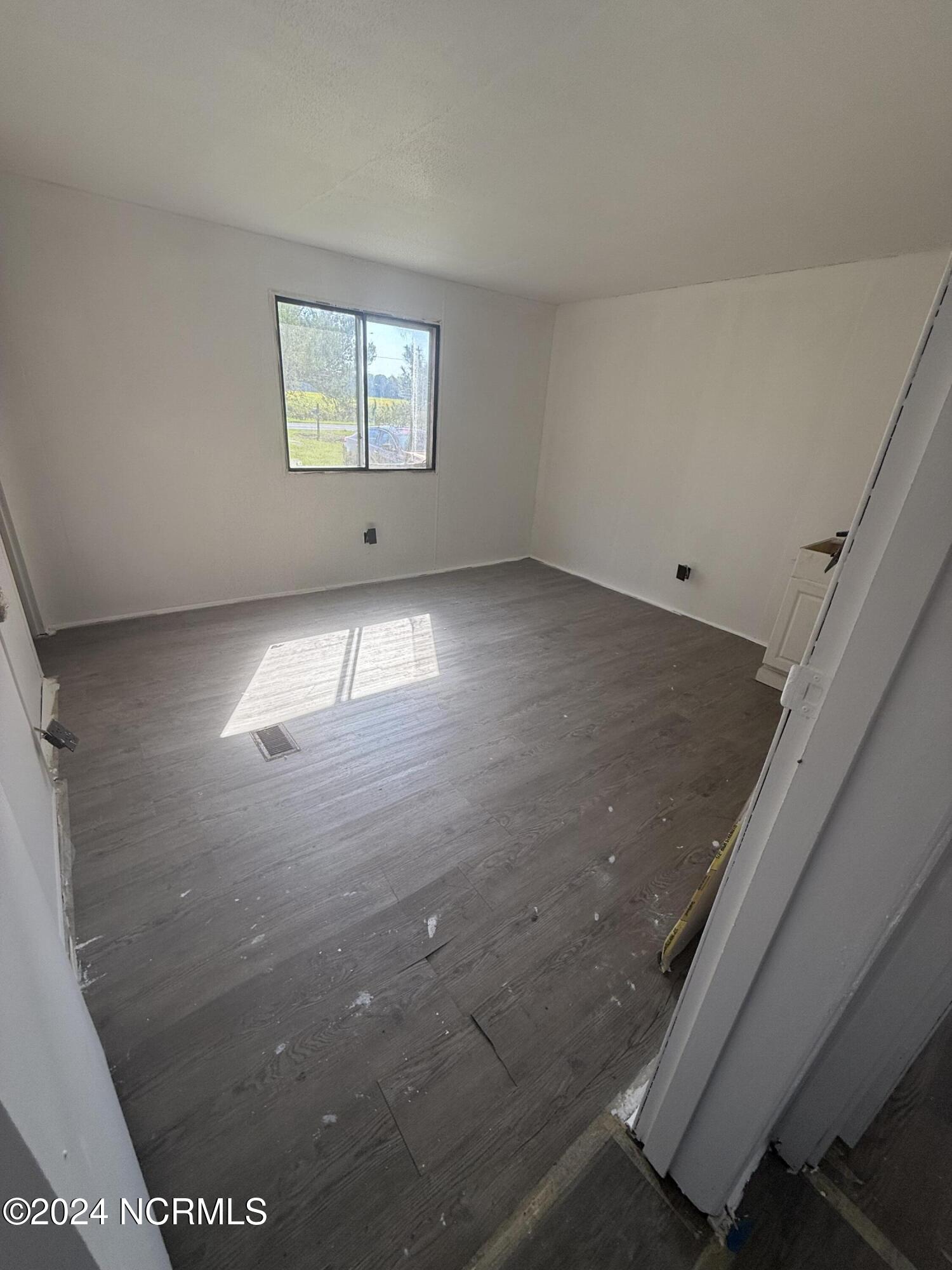 1865 Haddock Road Property Photo 14