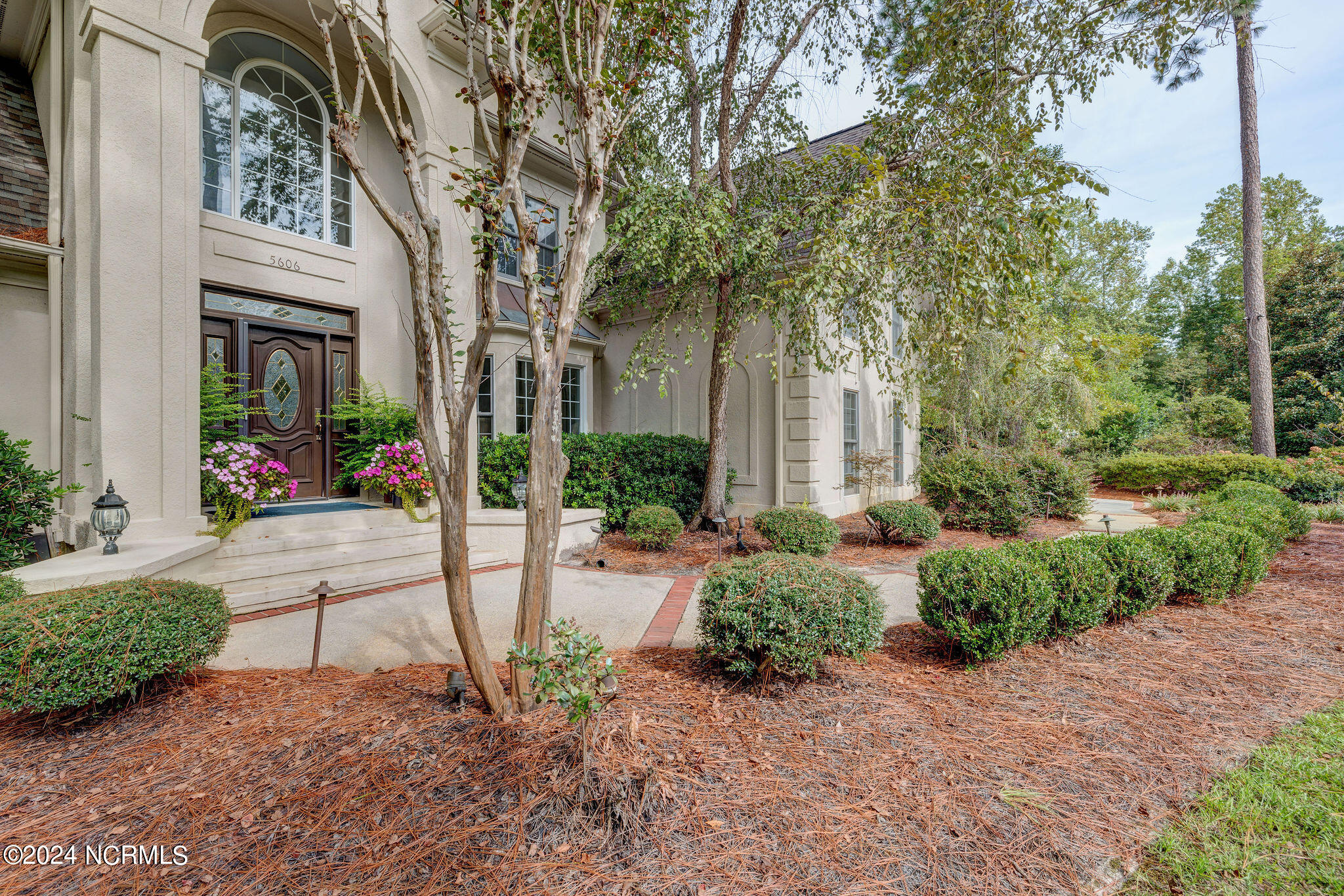 5606 Keswick Court Property Photo 5
