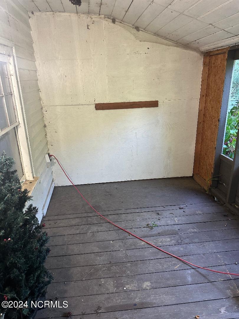 207 N Broad Street Property Photo 17