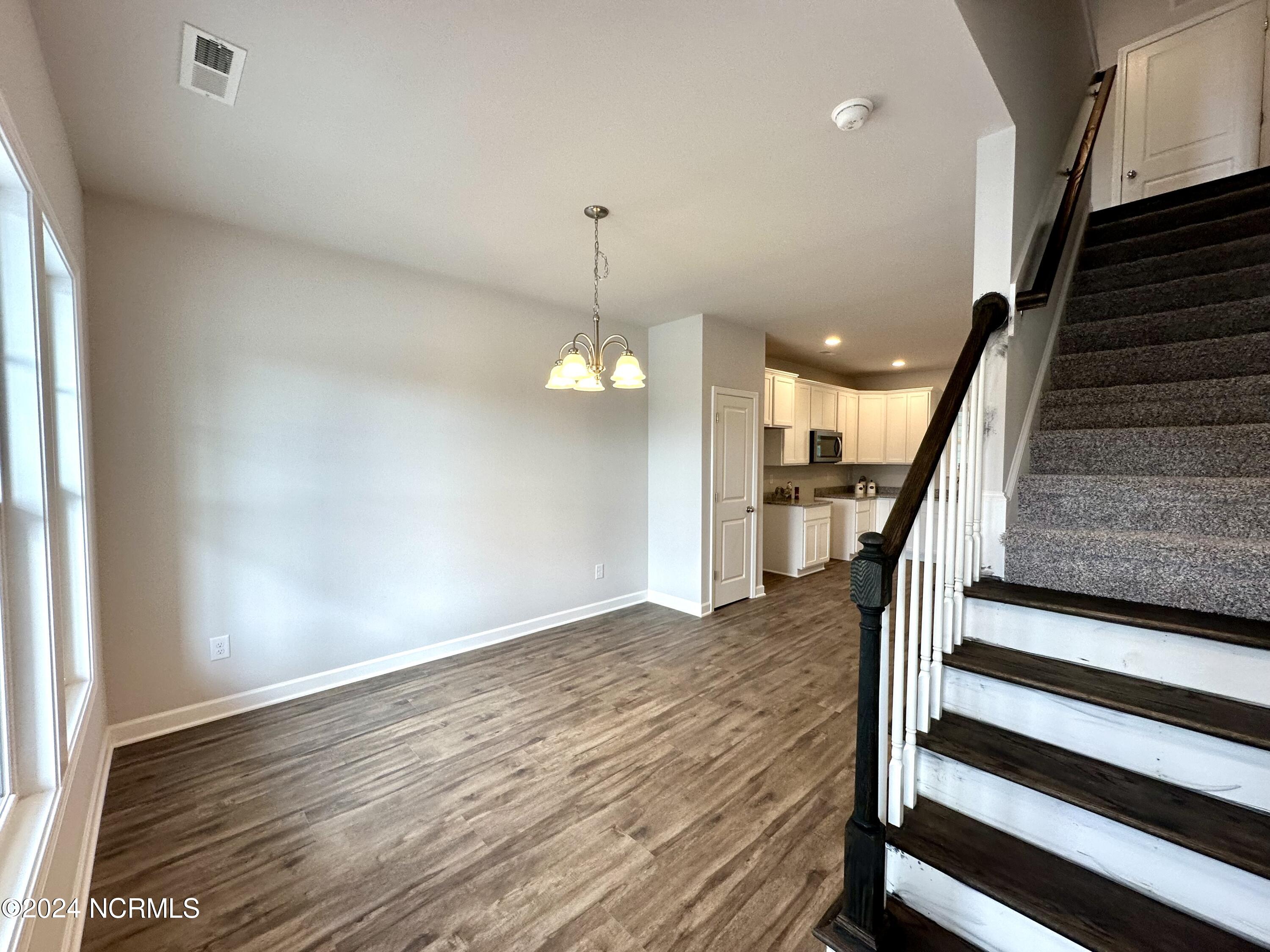 215 Britt Street Property Photo 6