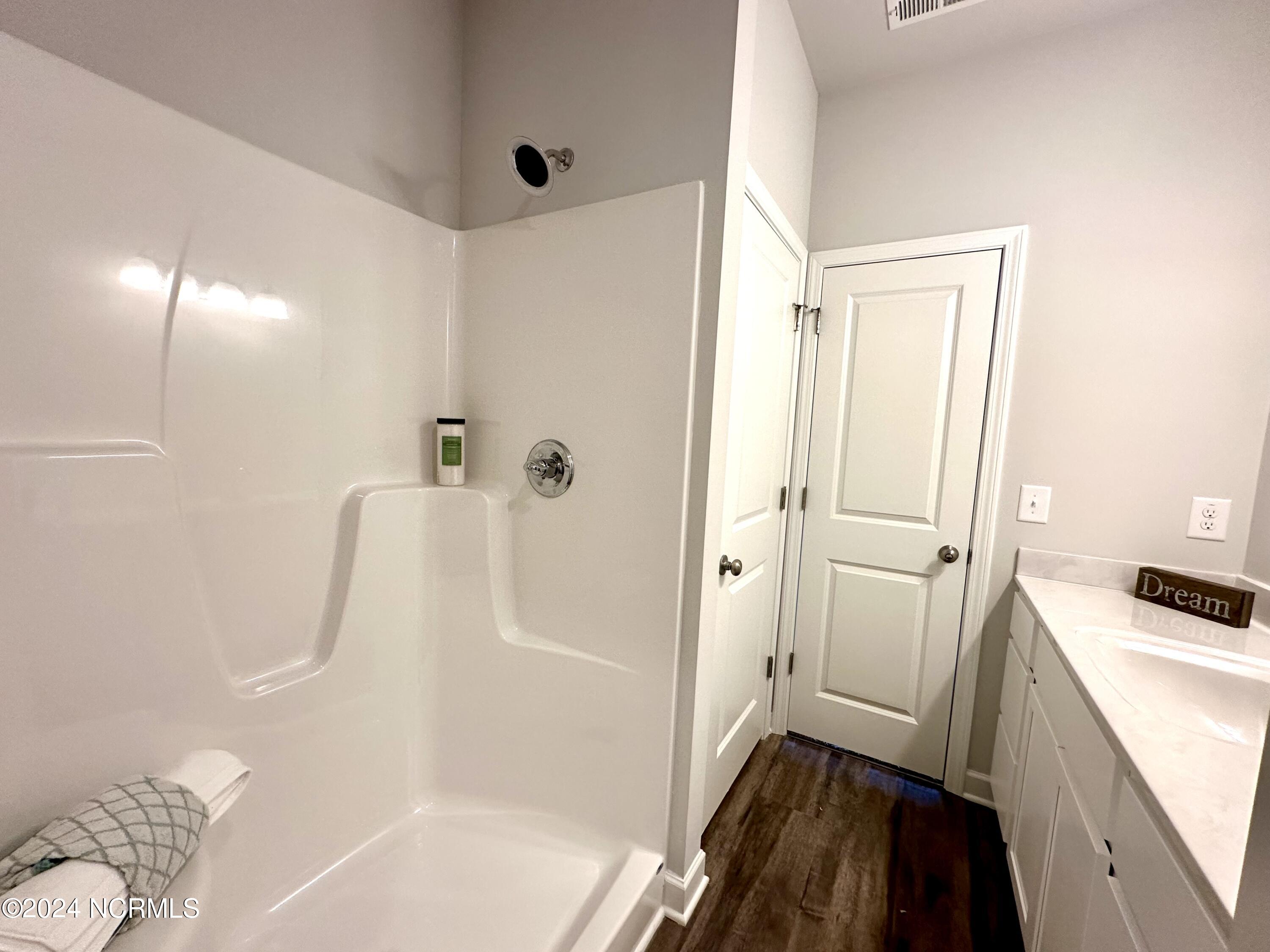 215 Britt Street Property Photo 12