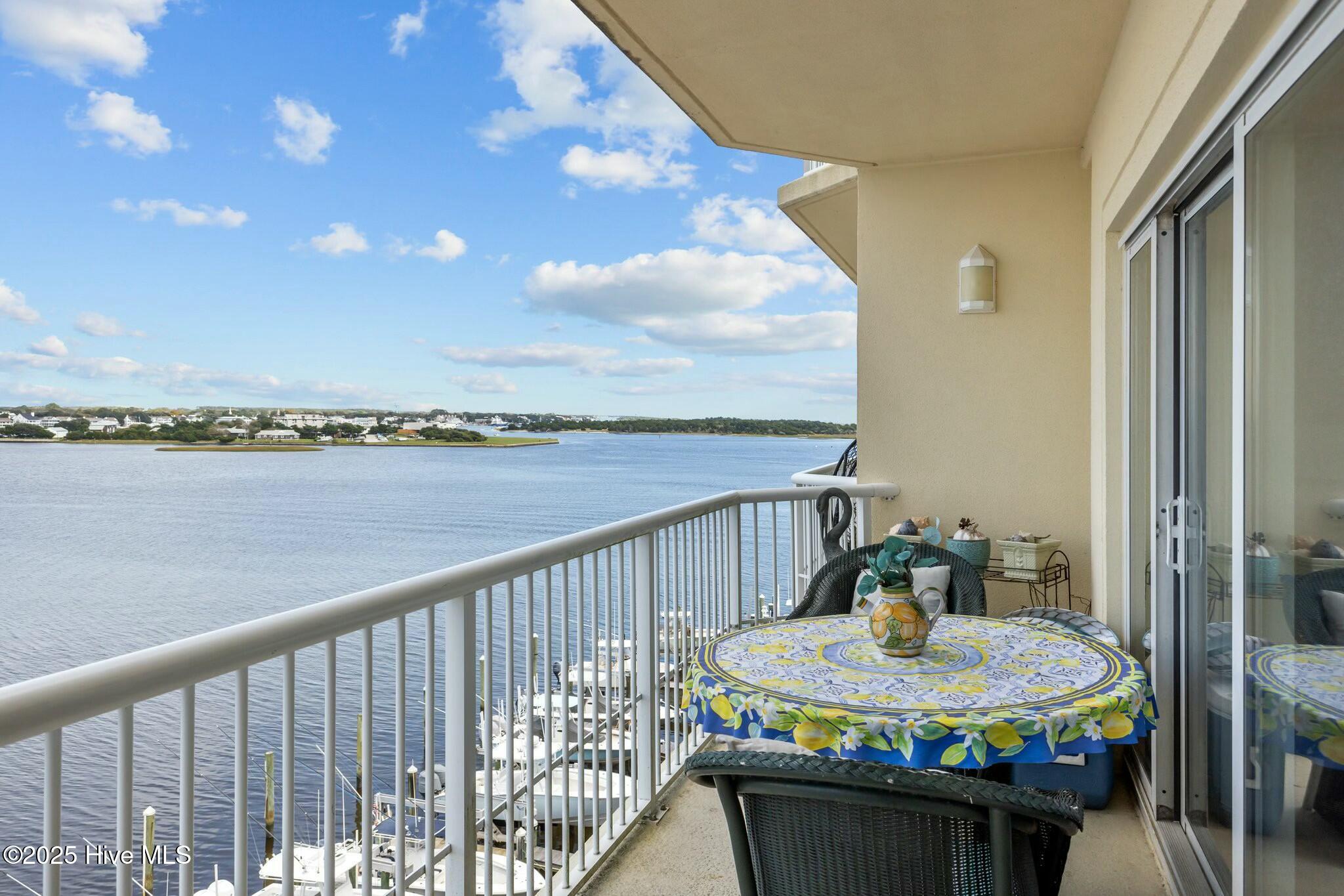 100 Olde Towne Yacht Club Road 514 Property Photo 3