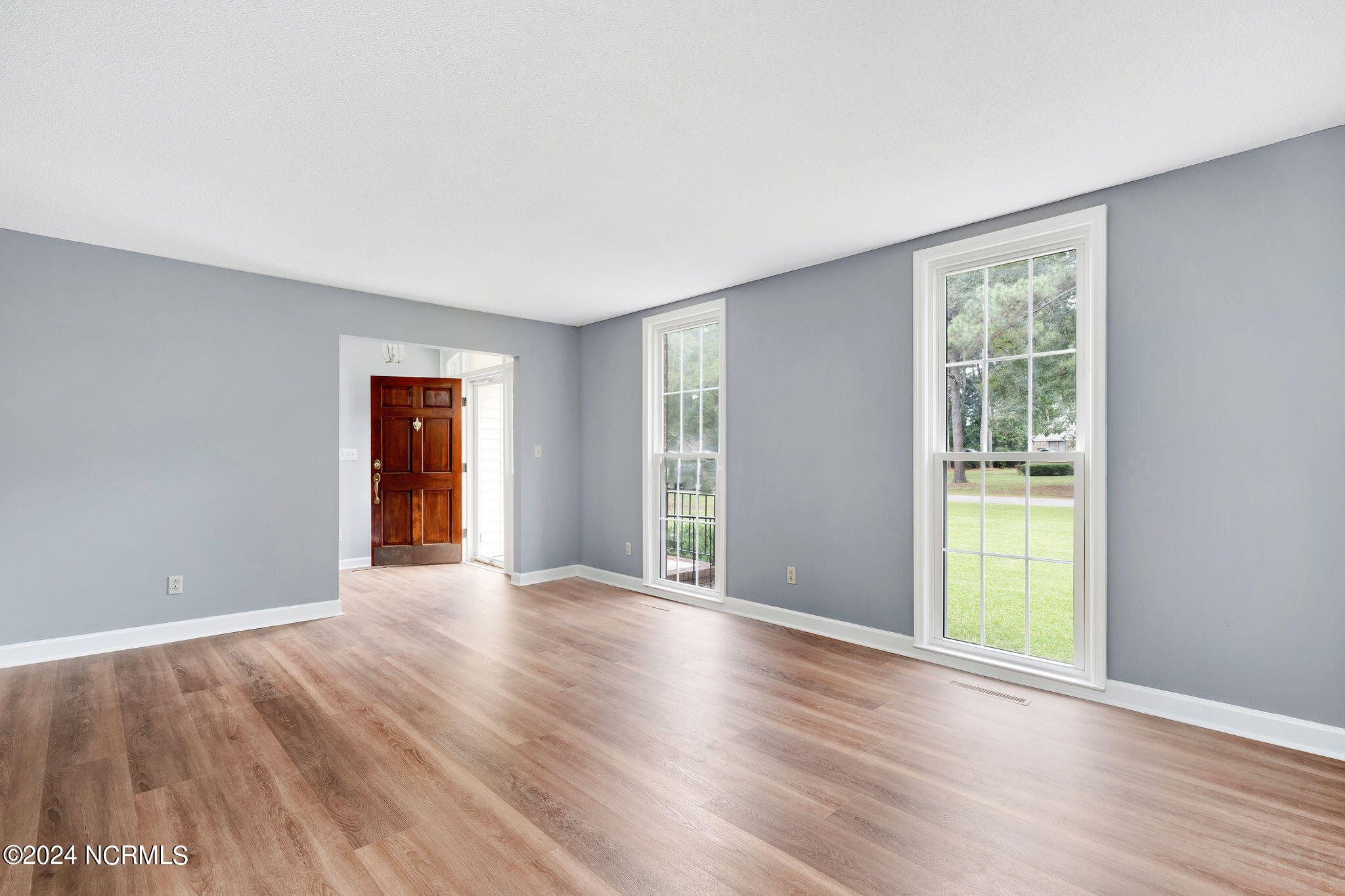 607 Curtis Road Property Photo 3