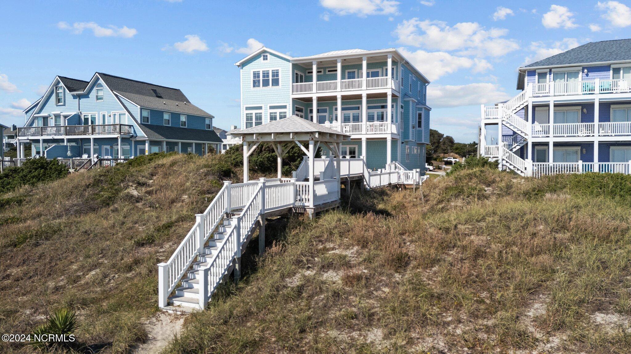 4101 Ocean Drive Property Photo 3