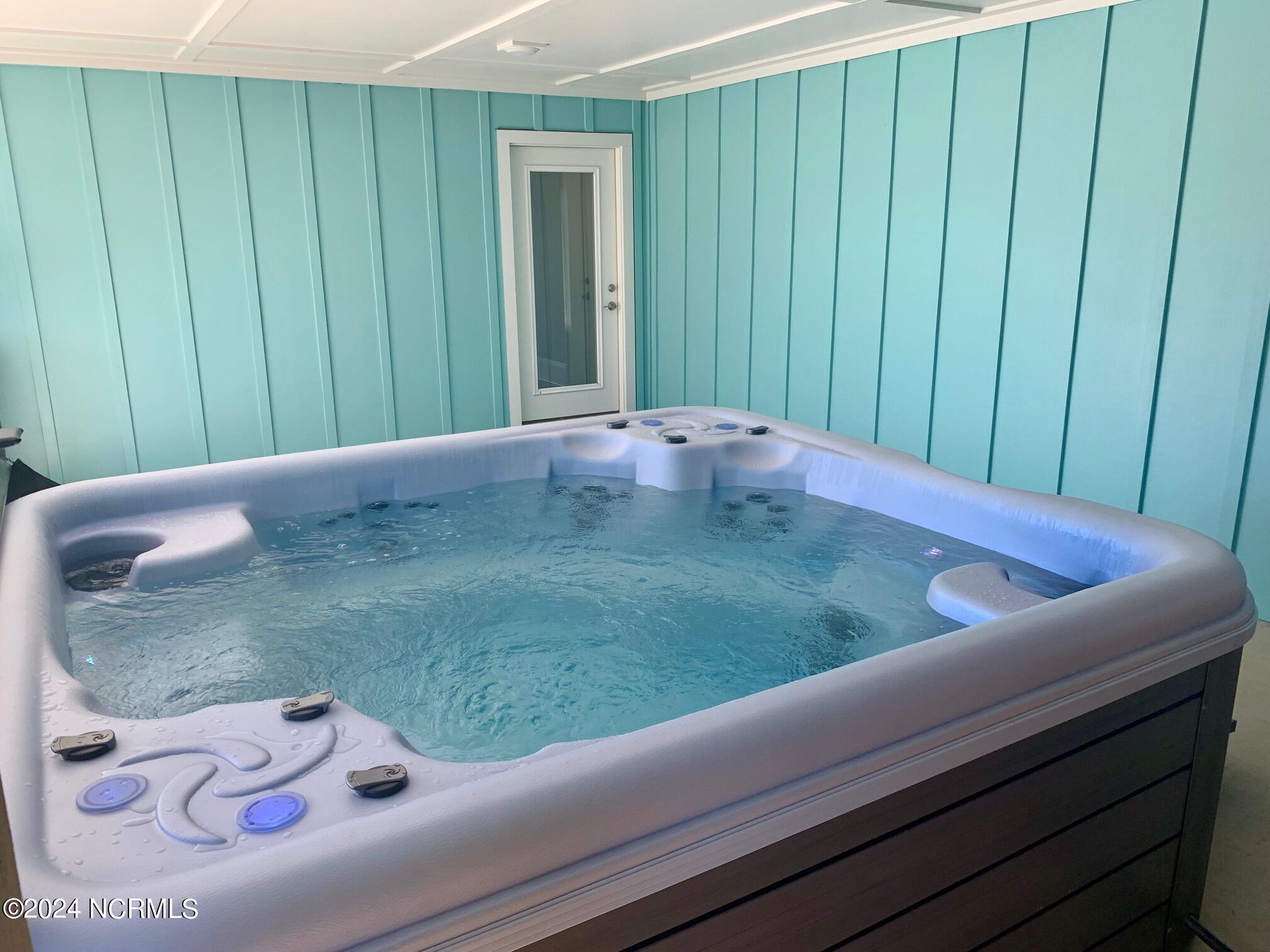4101 Ocean Drive Property Photo 14