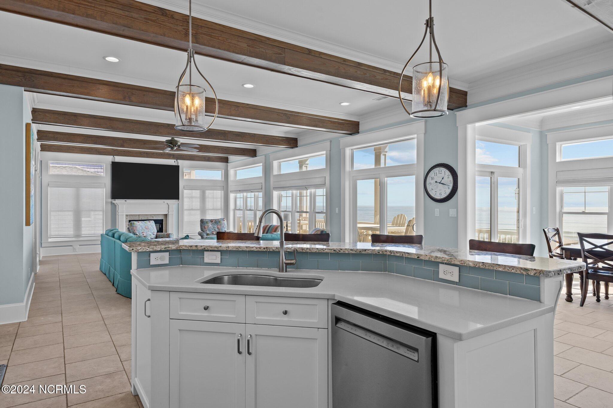 4101 Ocean Drive Property Photo 18