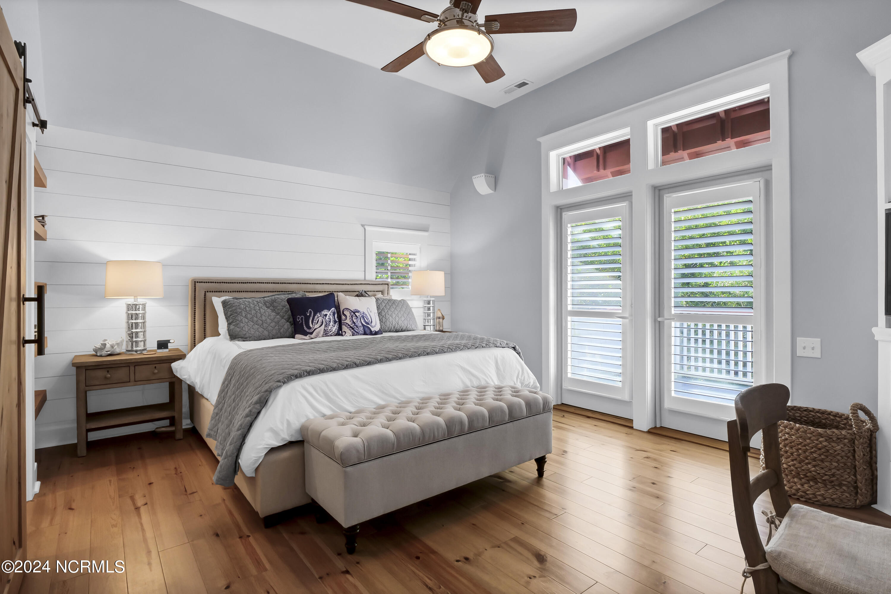 15 Surfboat Court Property Photo 24