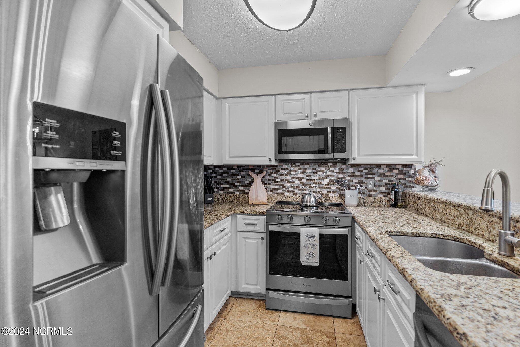 202 Lewis Drive Unit 1206 Property Photo 15