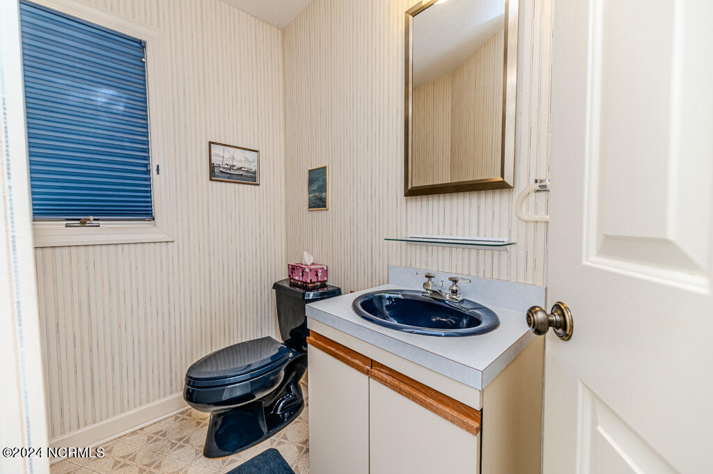 241 Firetree Lane Property Photo 16