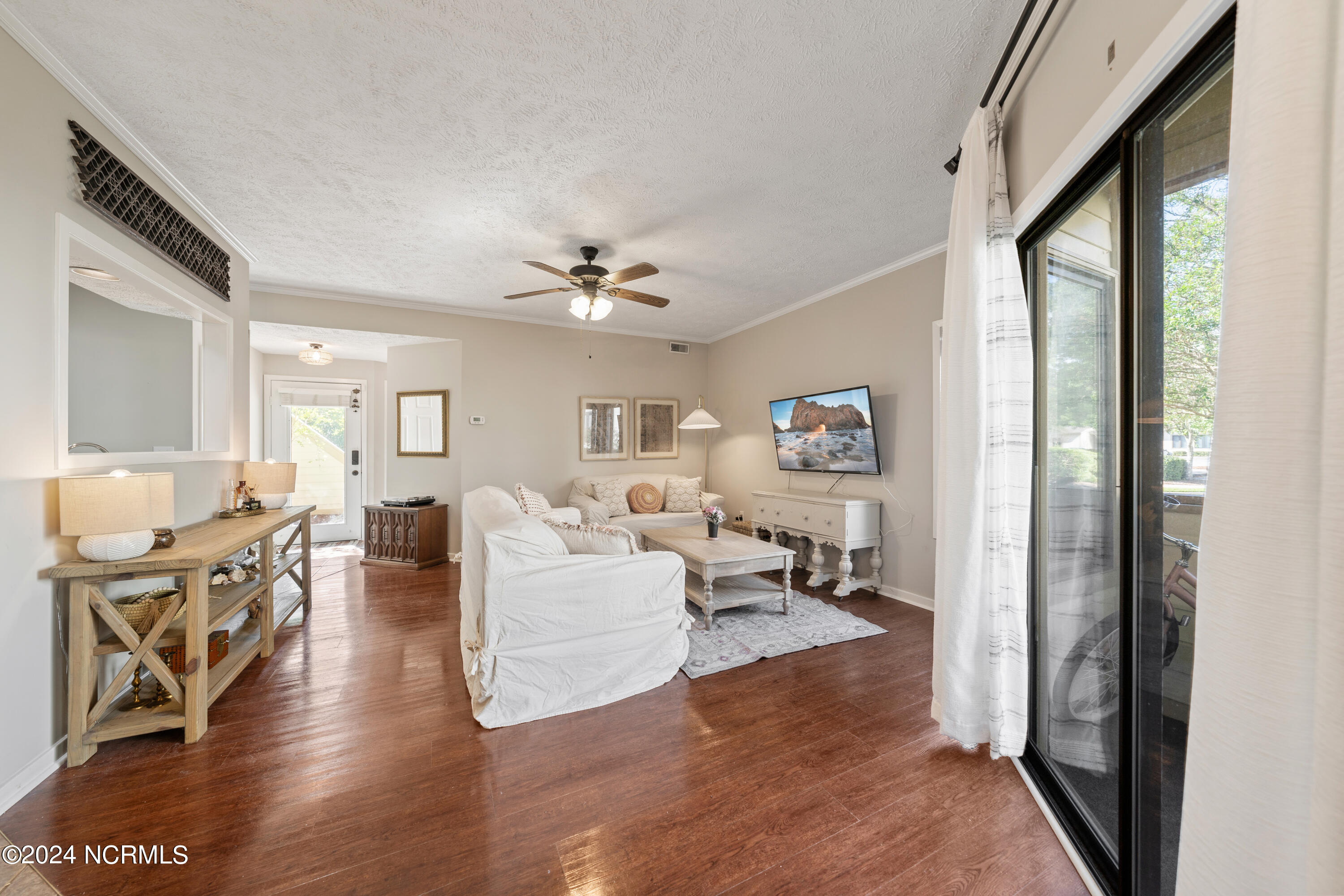 183 Longstreet Drive Apt 101 Property Photo 14