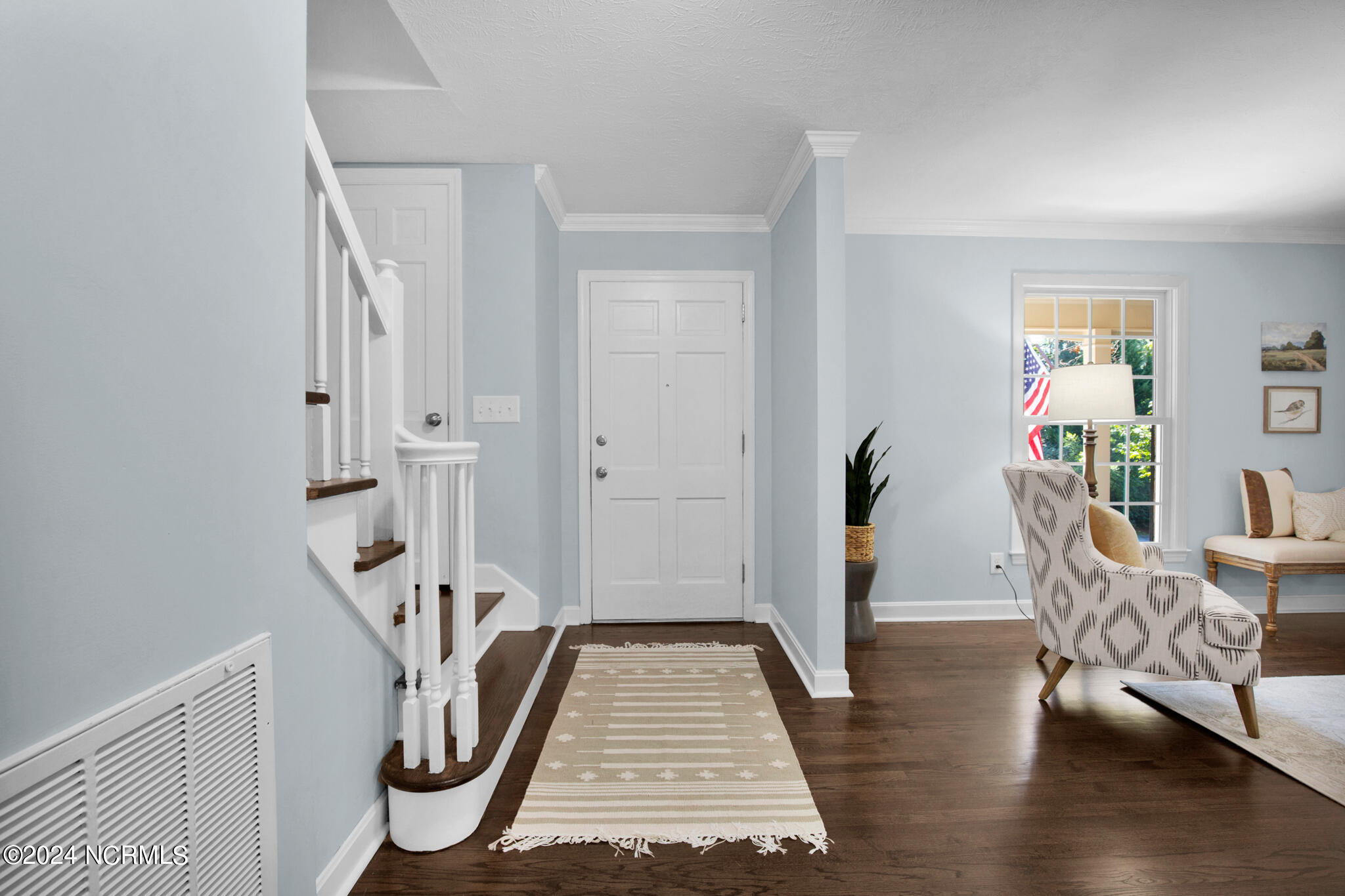 2520 Lockwood Road Property Photo 6