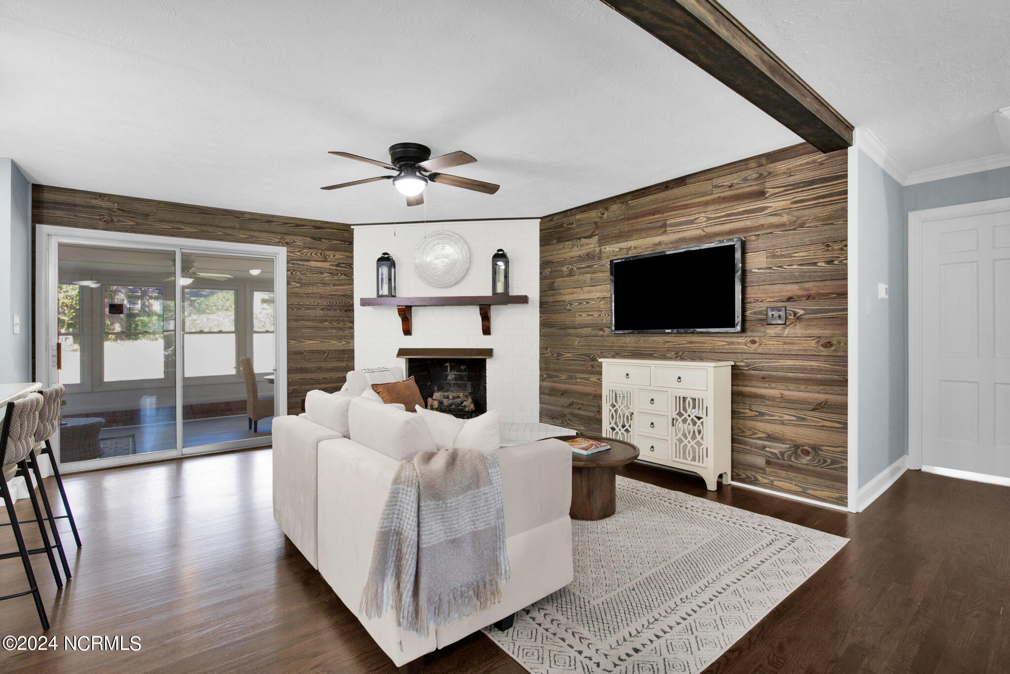 2520 Lockwood Road Property Photo 10