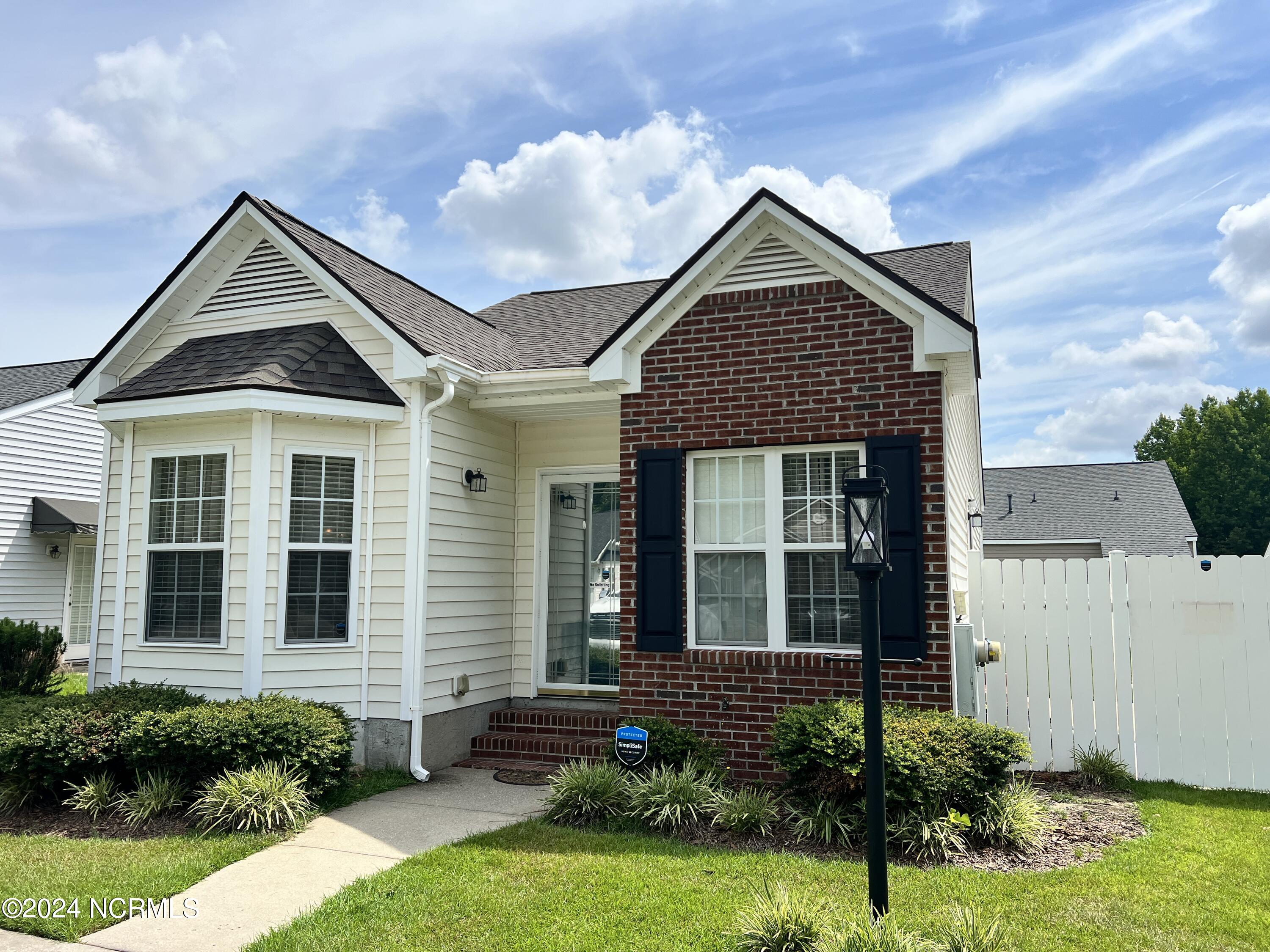 2429 Winding Creek Drive Property Photo