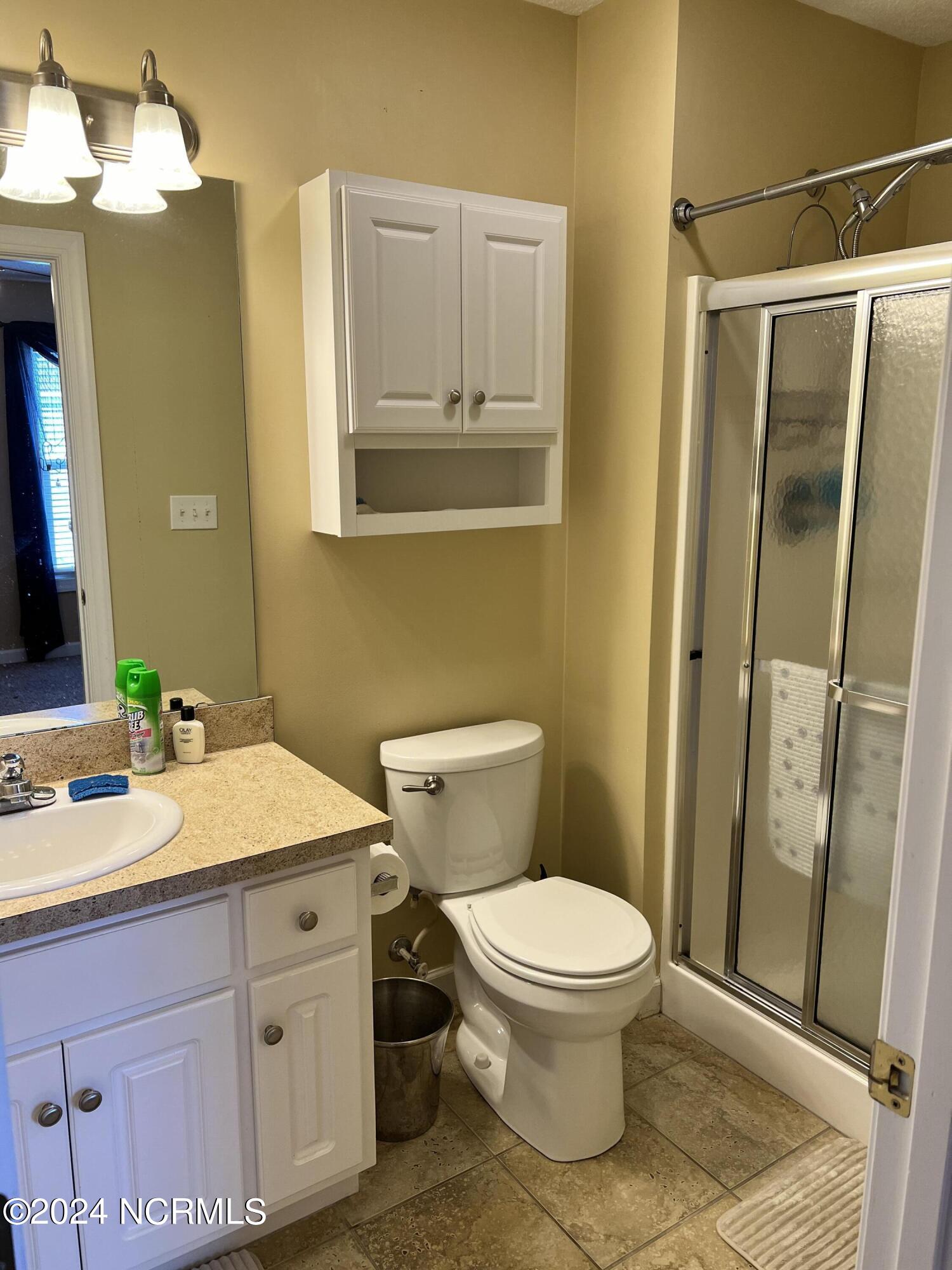2429 Winding Creek Drive Property Photo 17
