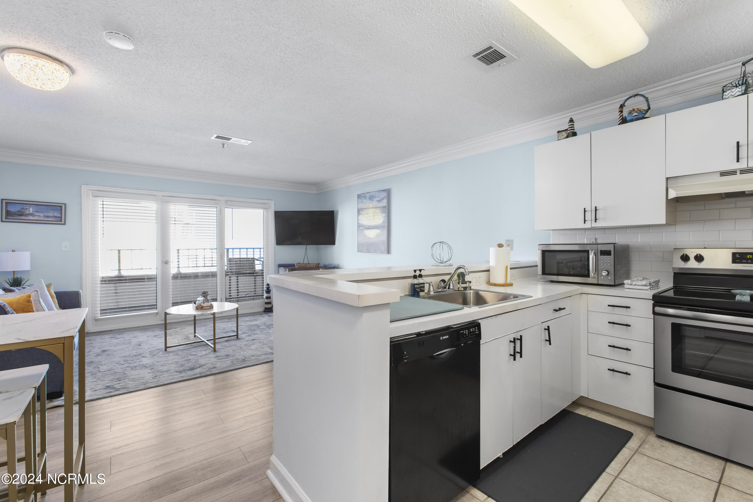790 New River Inlet Road Unit 219b Property Photo 5
