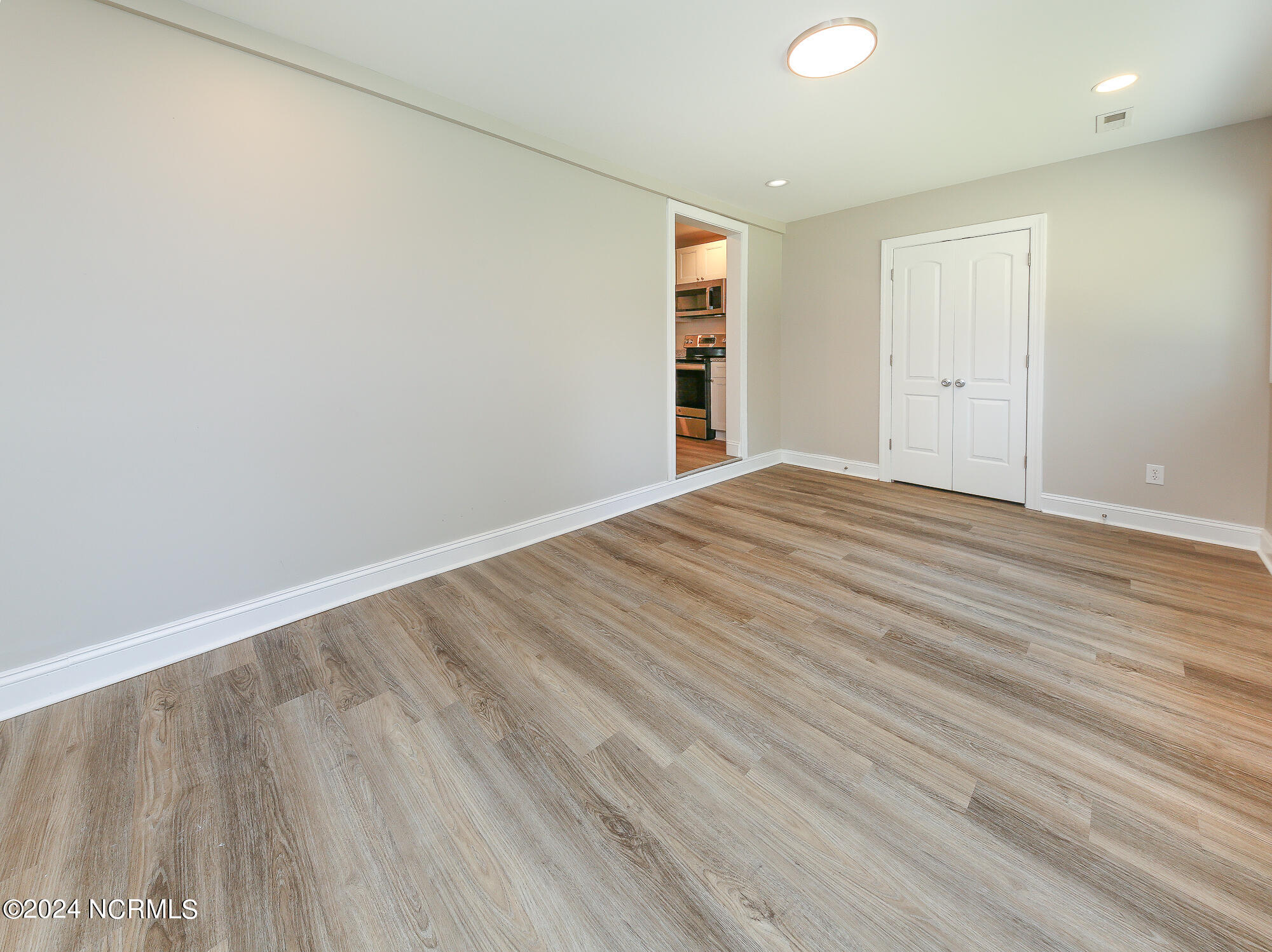 227 Woodland Circle Property Photo 14