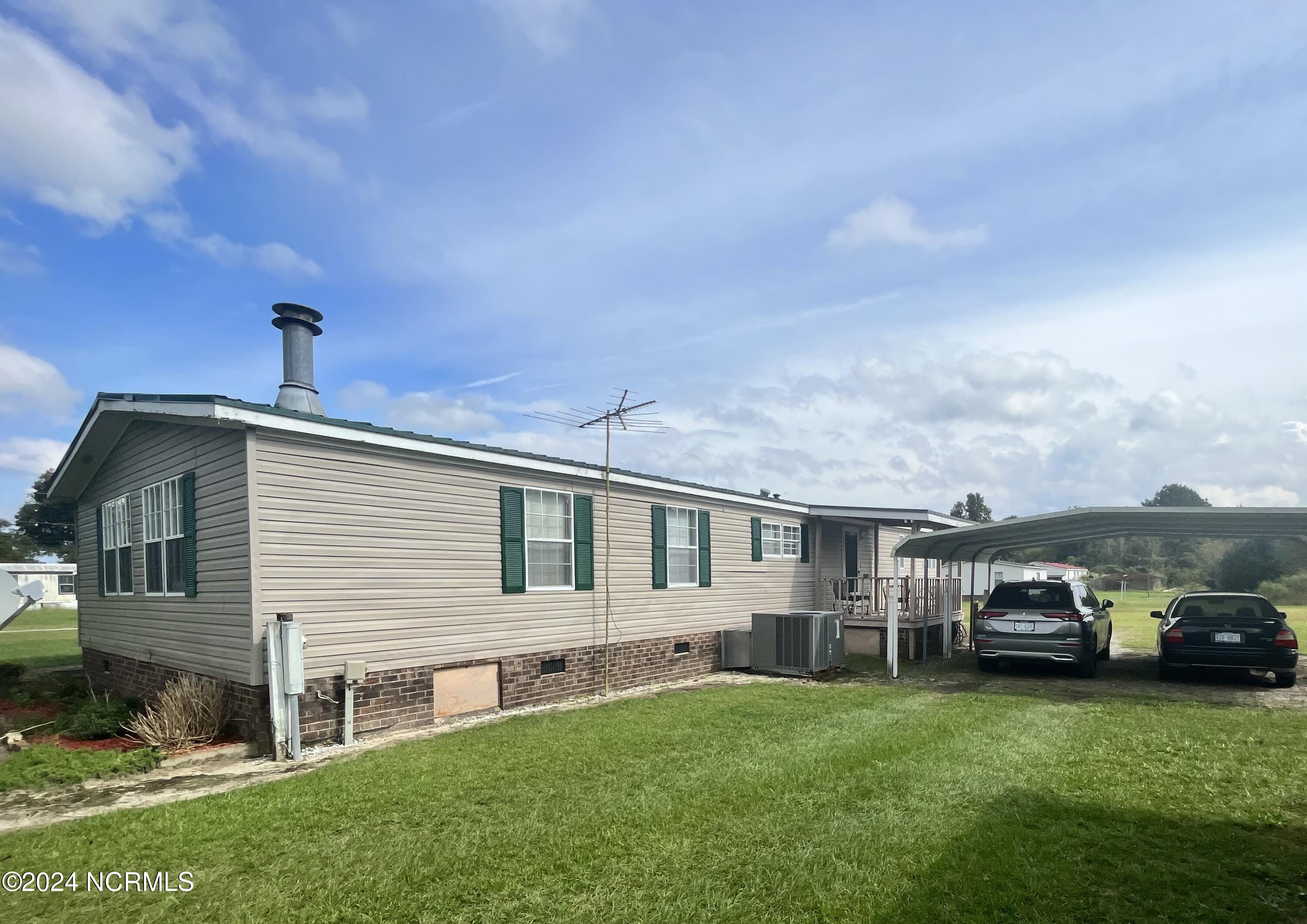 102 Flying Eagle Drive Property Photo 24
