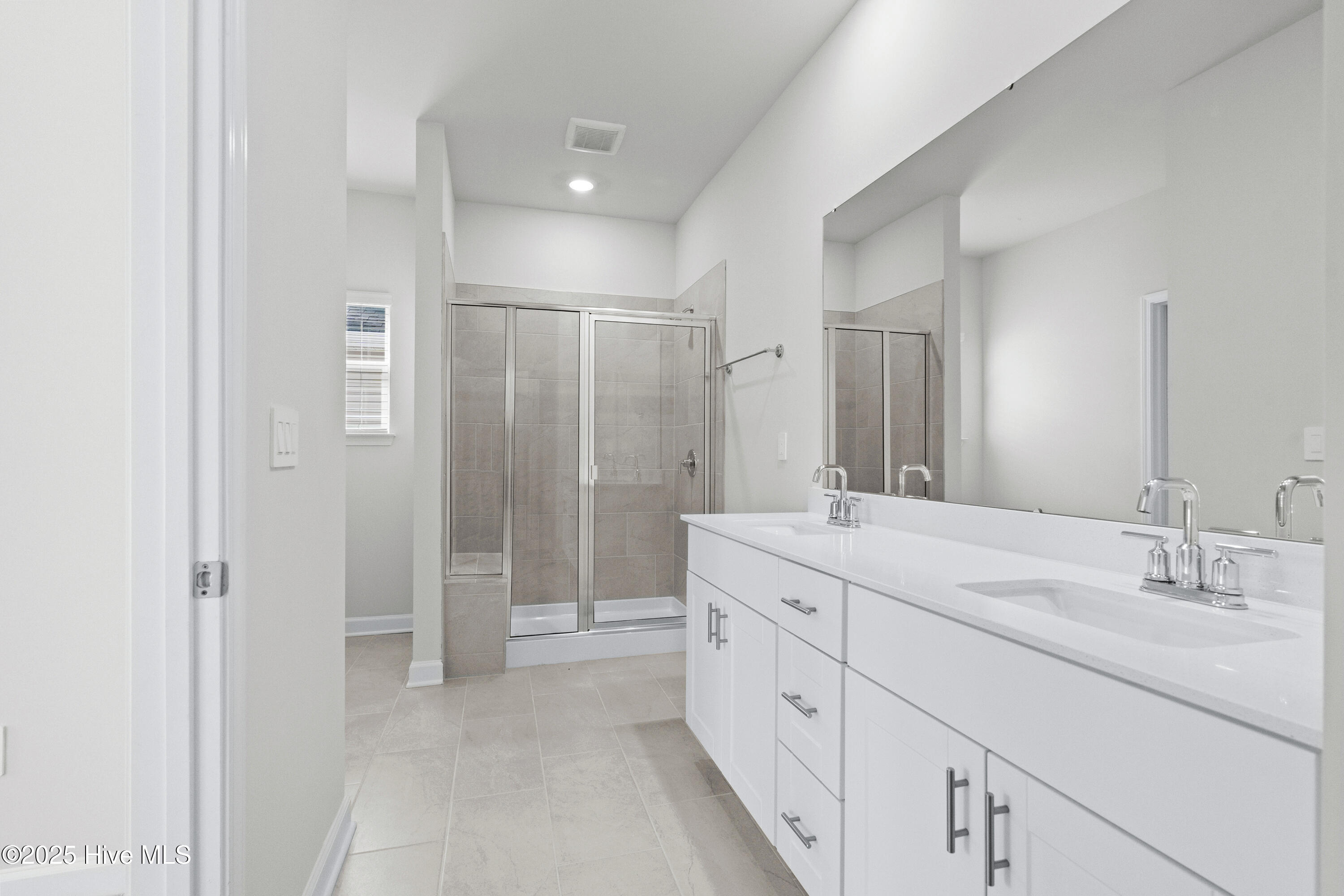 623 Blackthorne Circle Property Photo 22