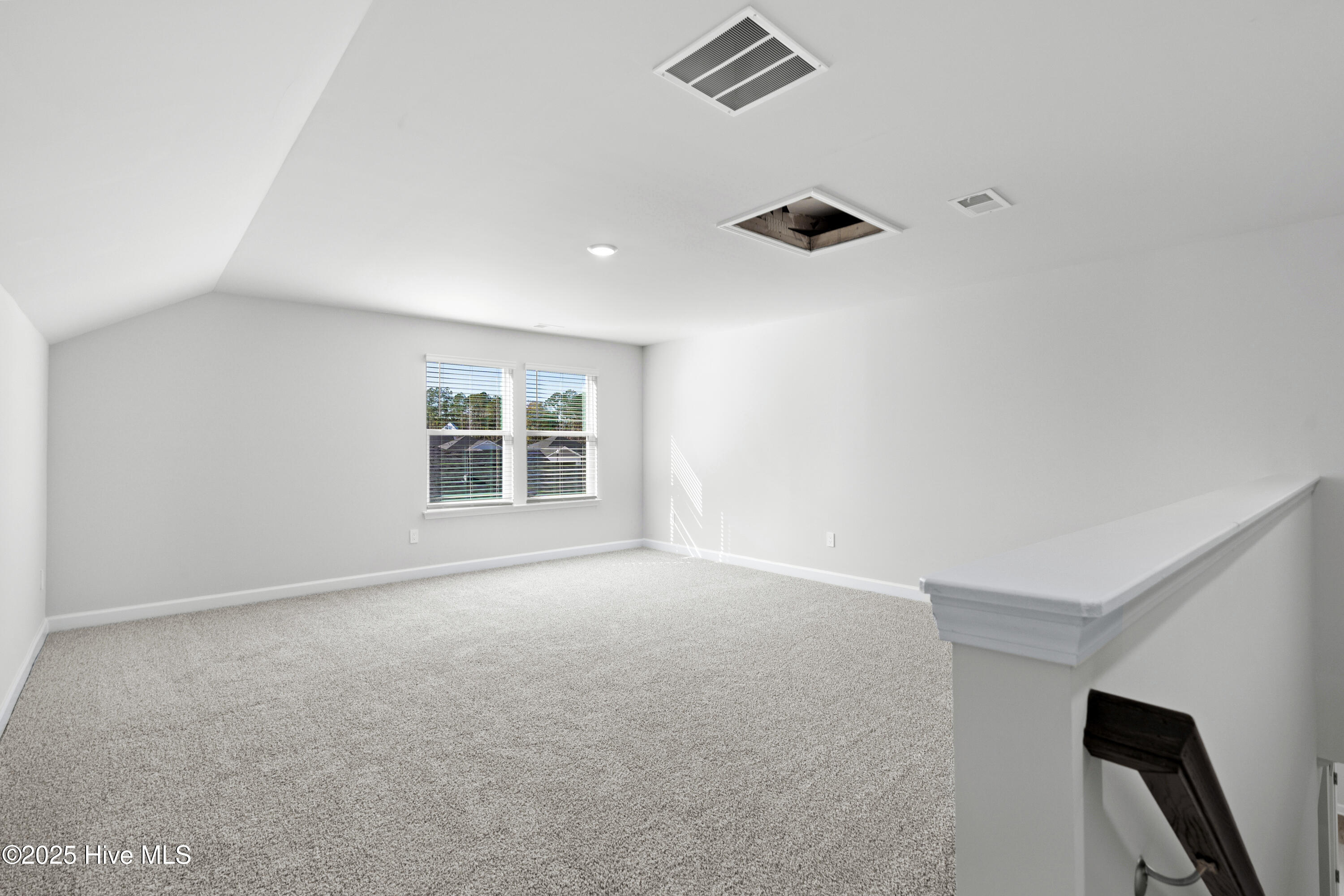 623 Blackthorne Circle Property Photo 29