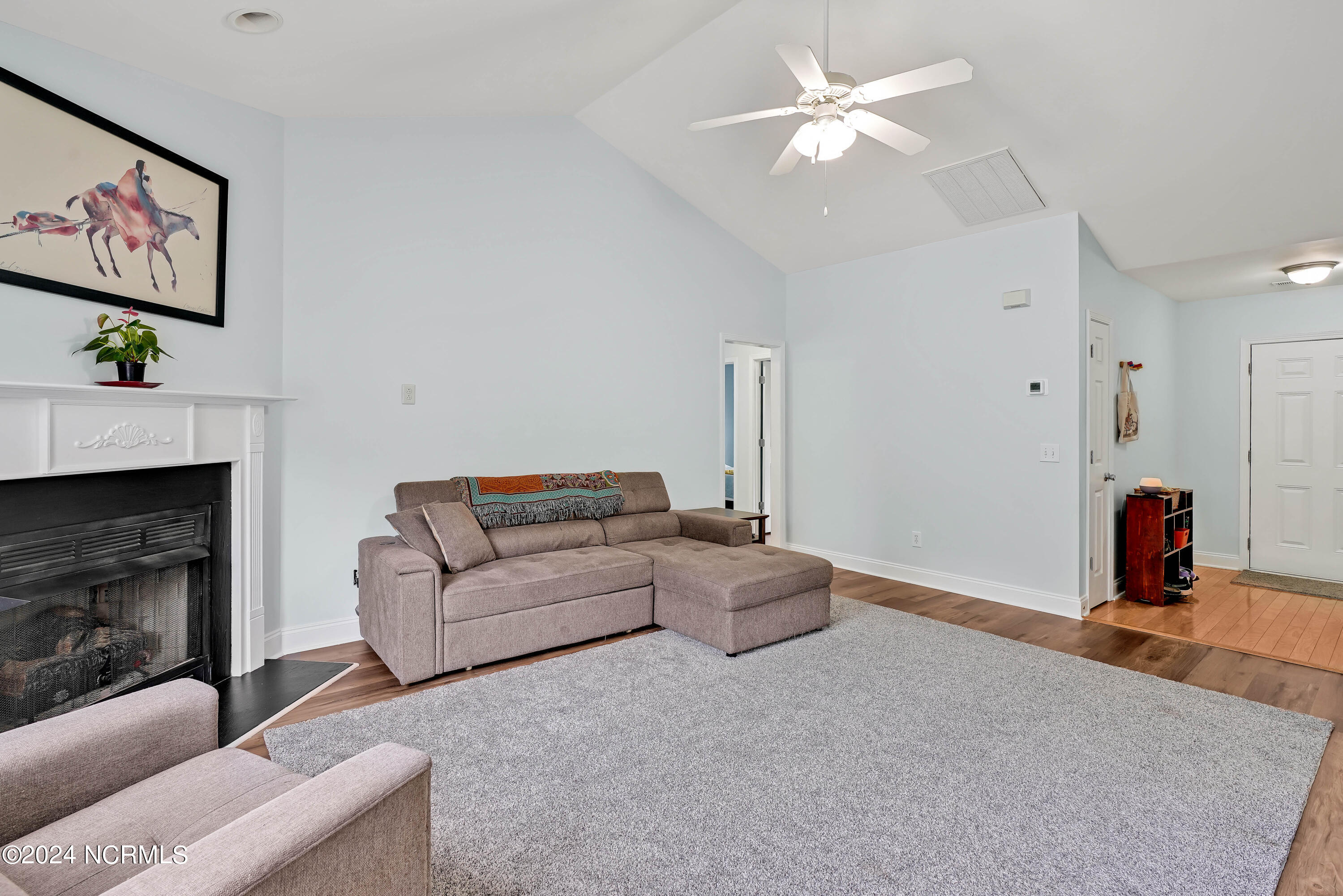 737 Windgate Drive Property Photo 6