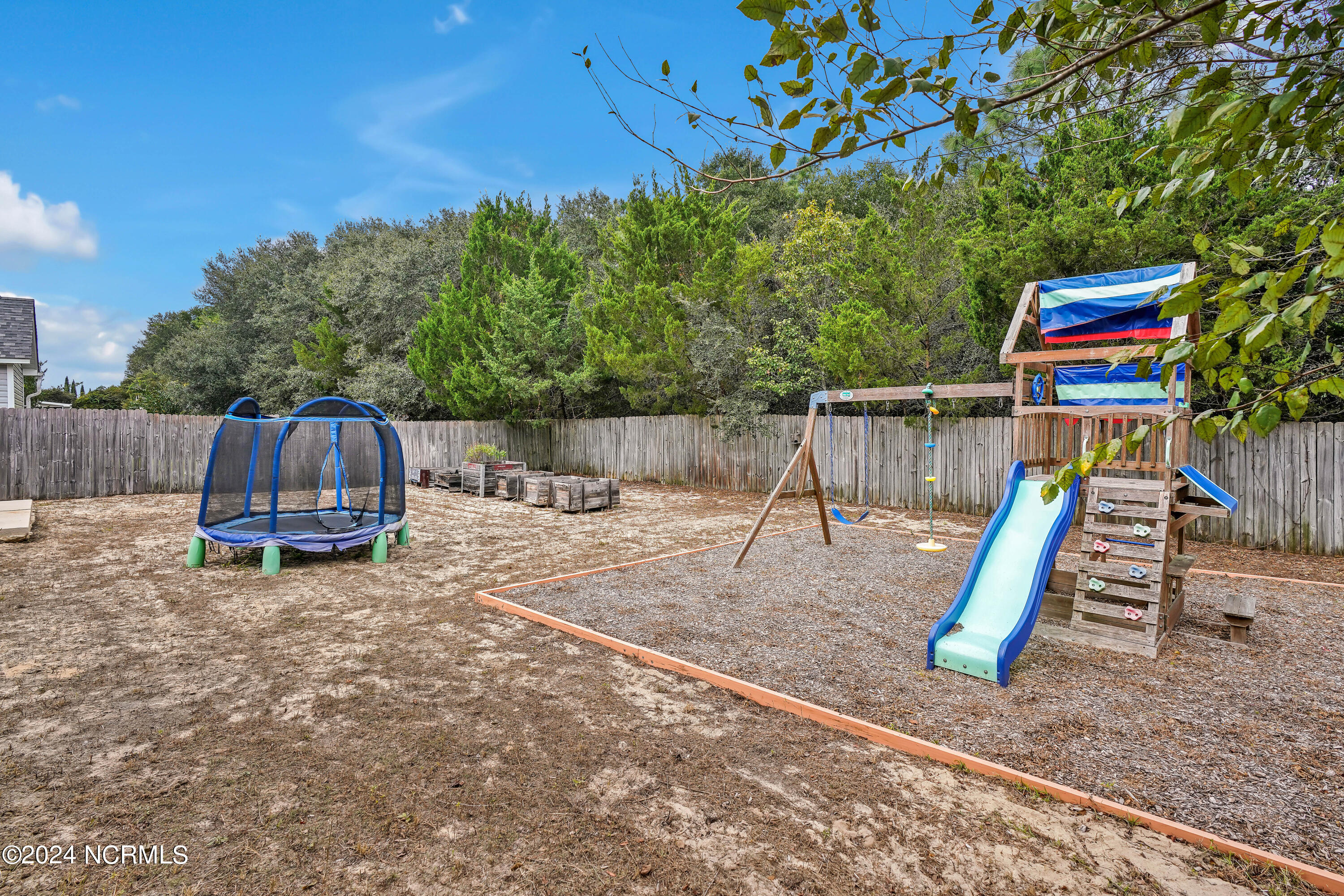 737 Windgate Drive Property Photo 30