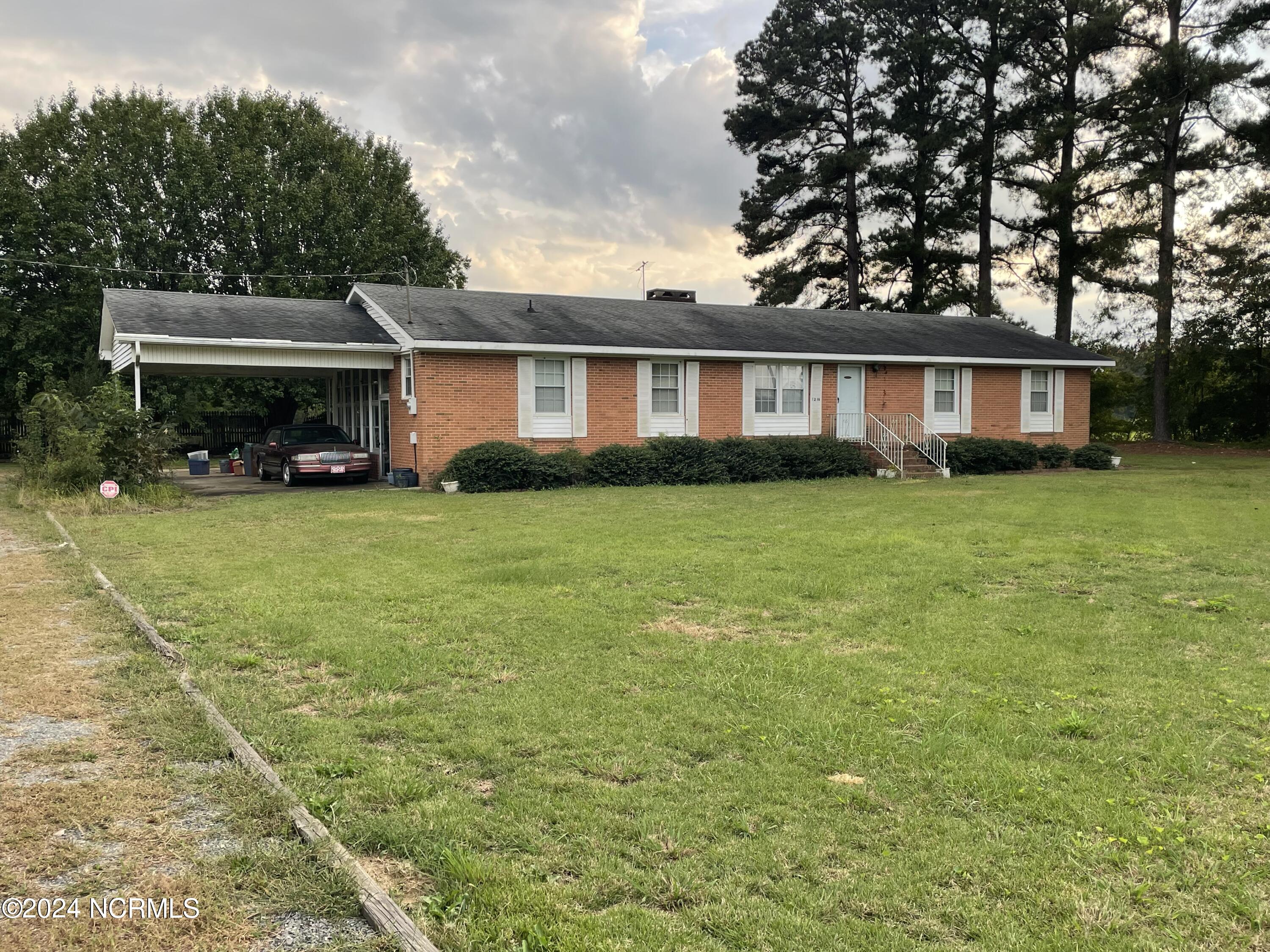 1216 Browns Dairy Road Property Photo