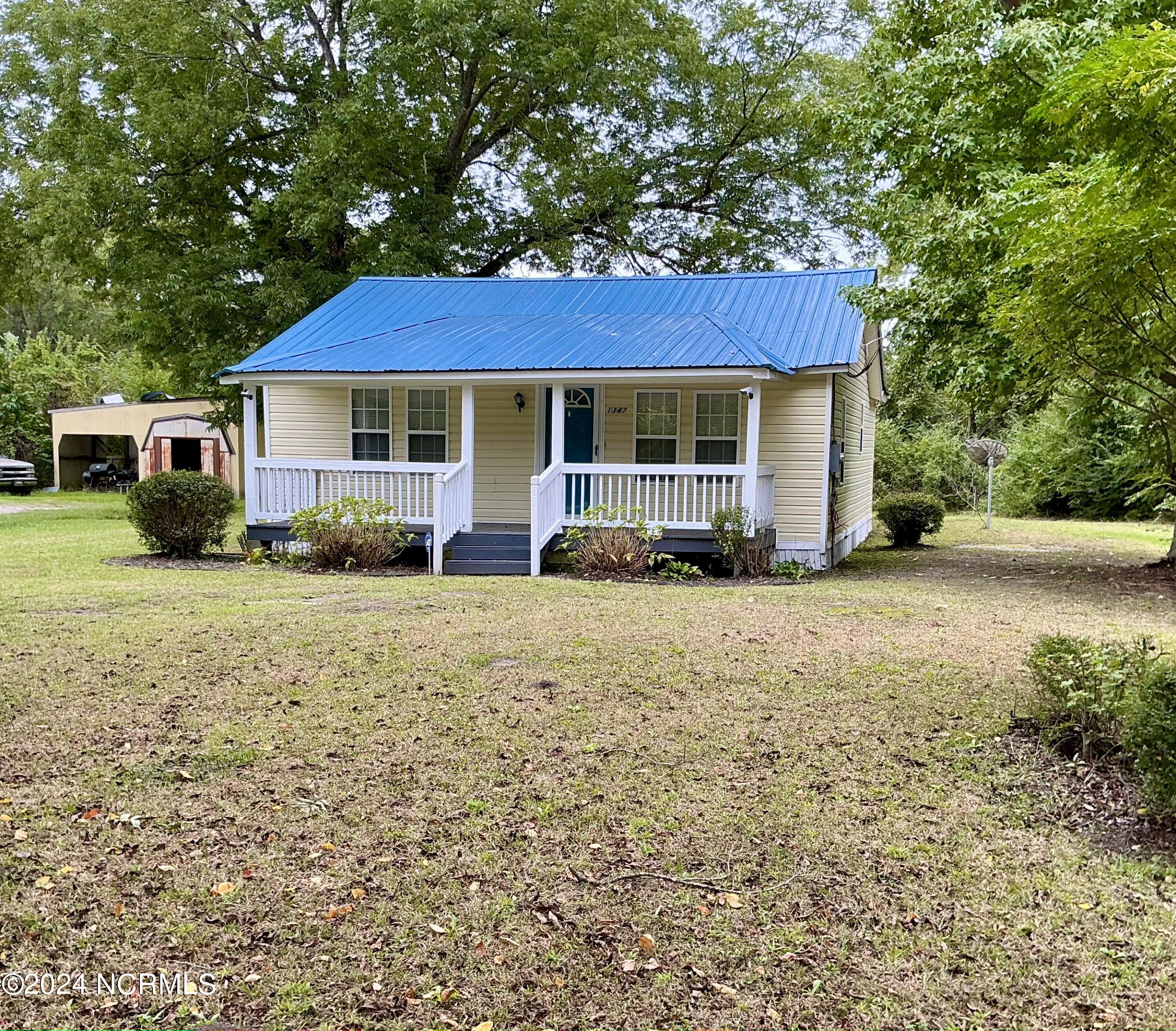 1347 Virginia Road Property Photo 3