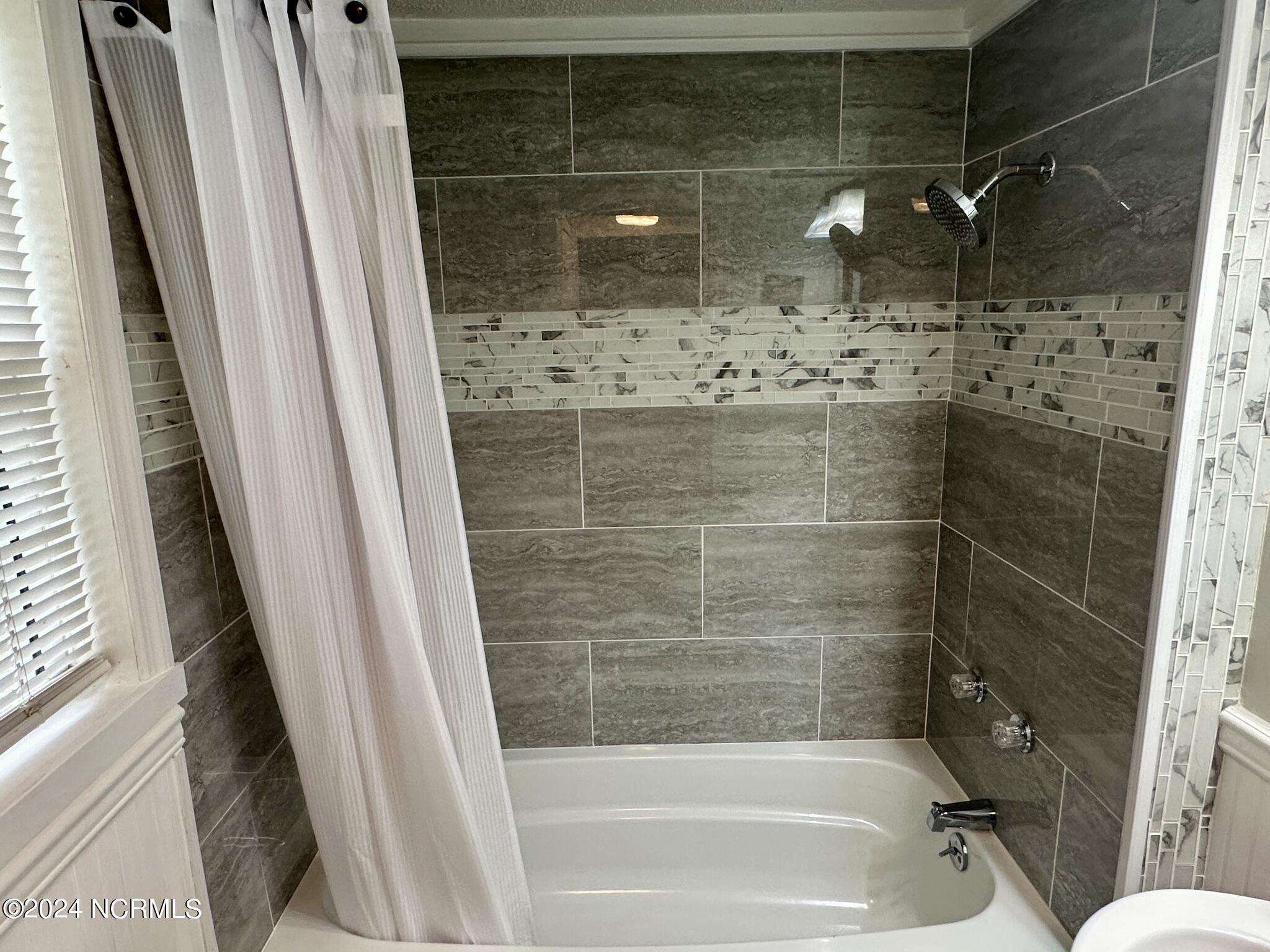 1347 Virginia Road Property Photo 17