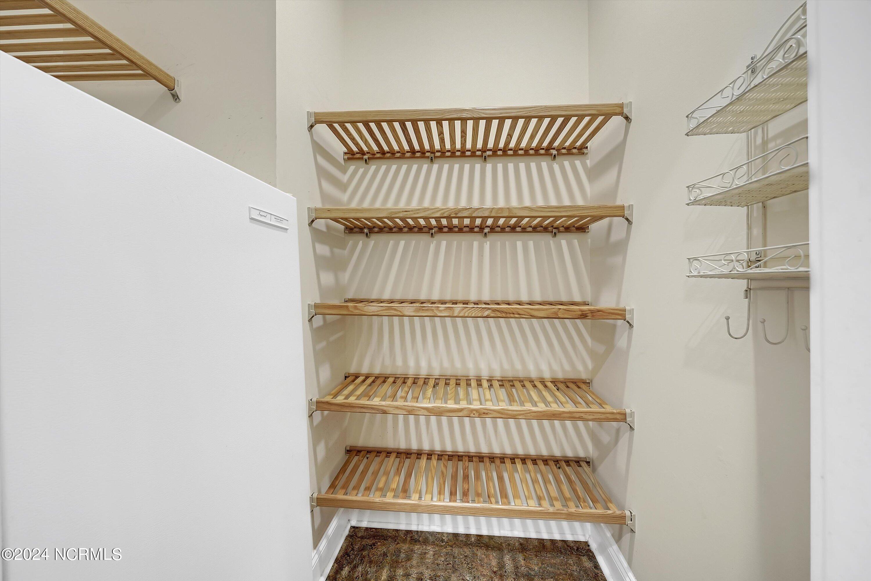 5972 Gray Squirrel Path Property Photo 13
