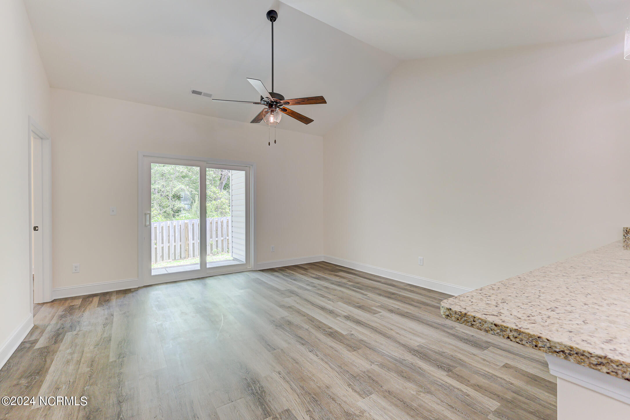 554 Timbercrest Circle Property Photo 14